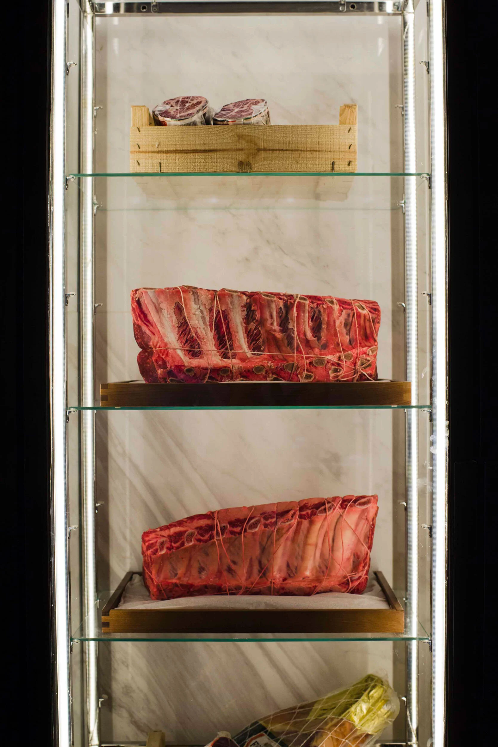  Grand Café at Grand Hyatt HK, Monocle 