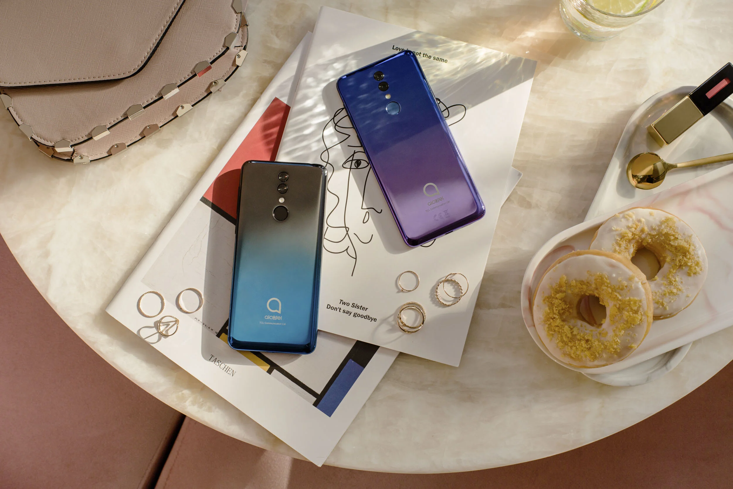  Alcatel 