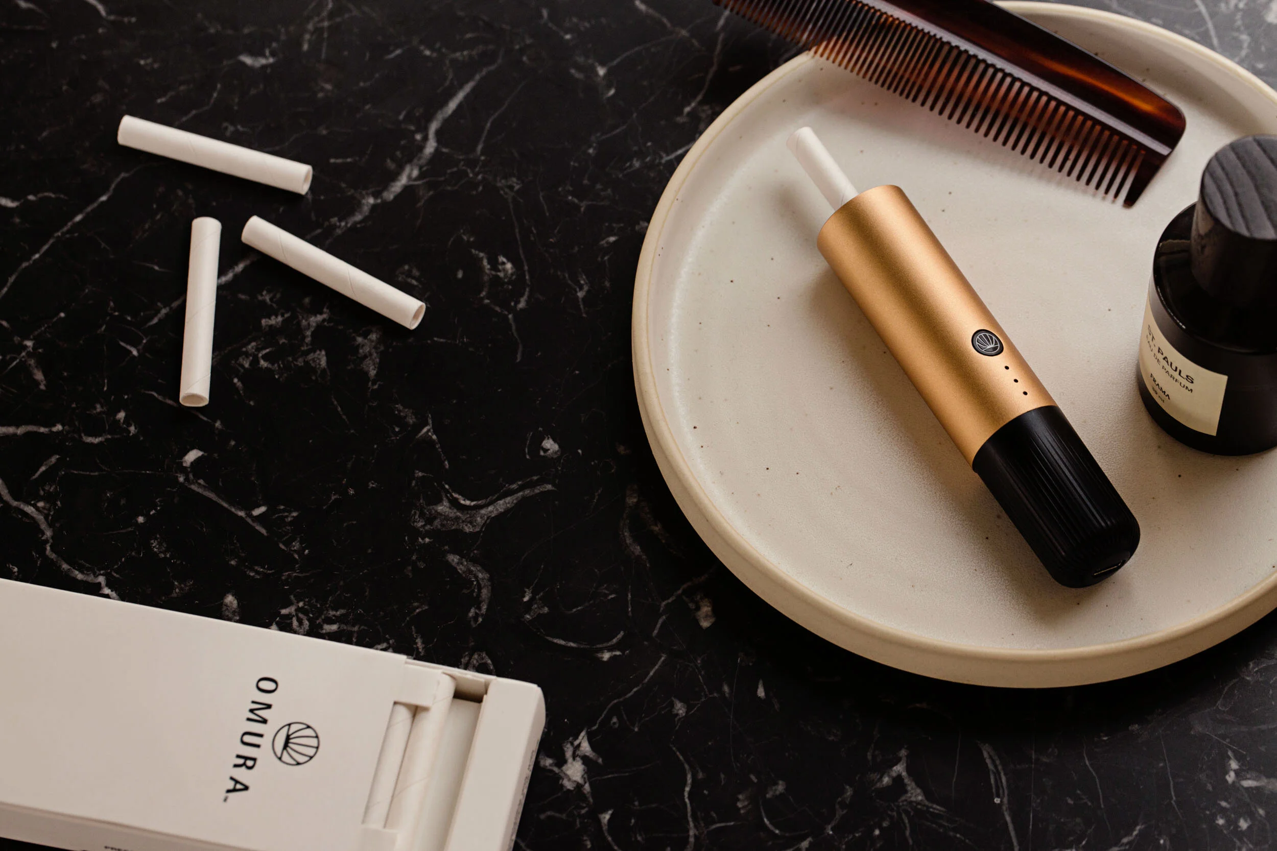  Omura Styling by Kate Jones 