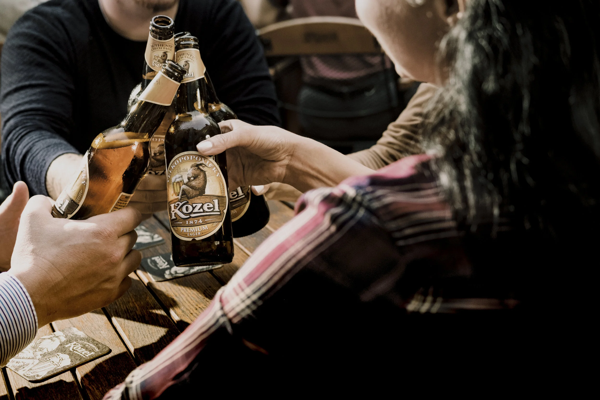 KZ LIFESTYLE OUTDOORS 09 RGB HR - Kozel: Truyền Thống Tiệp v&agrave; Chất Lượng Ch&acirc;u &Acirc;u