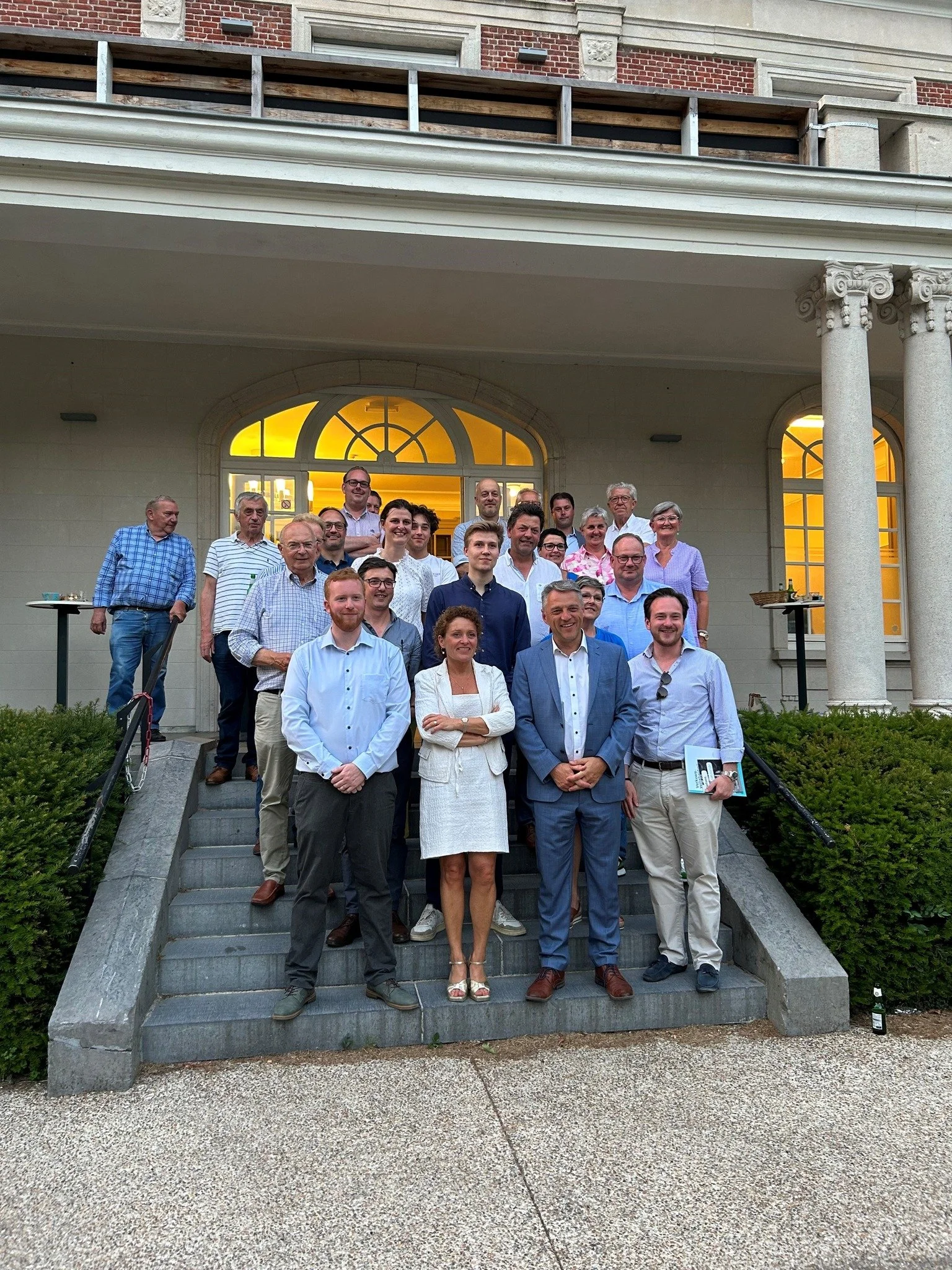 354436128_642016277970314_8458675550327937896_n (1).jpg