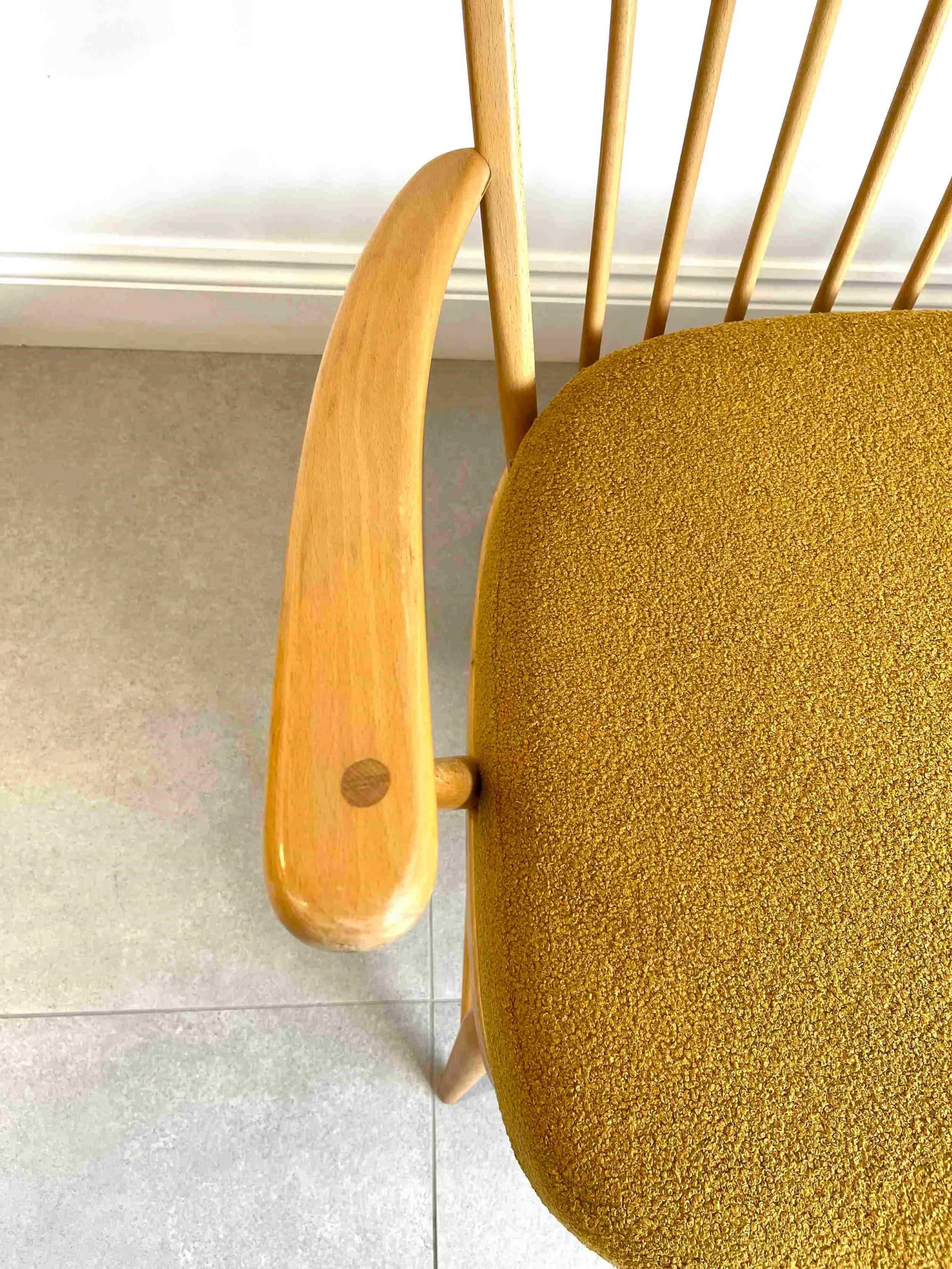 ercol 334-3 arm r.jpg