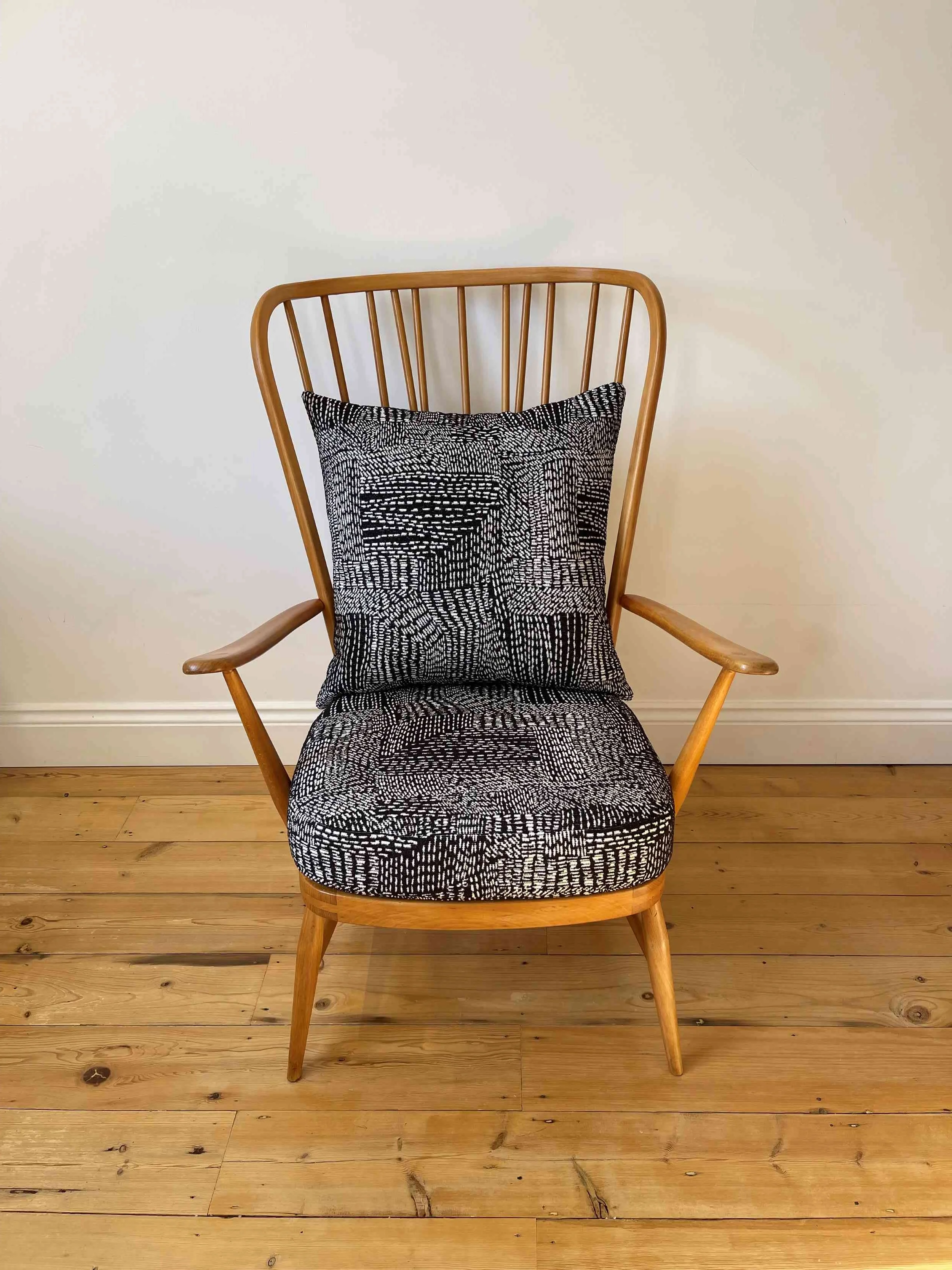 478 black white dash 5.jpg