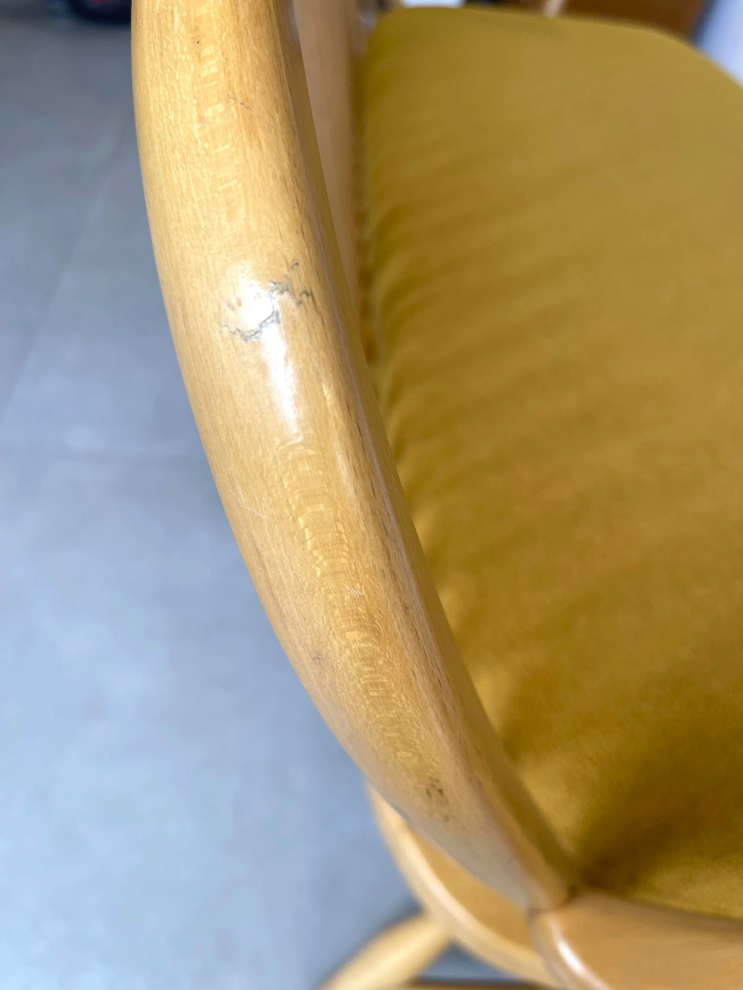 ercol 334-3 back split a.jpg