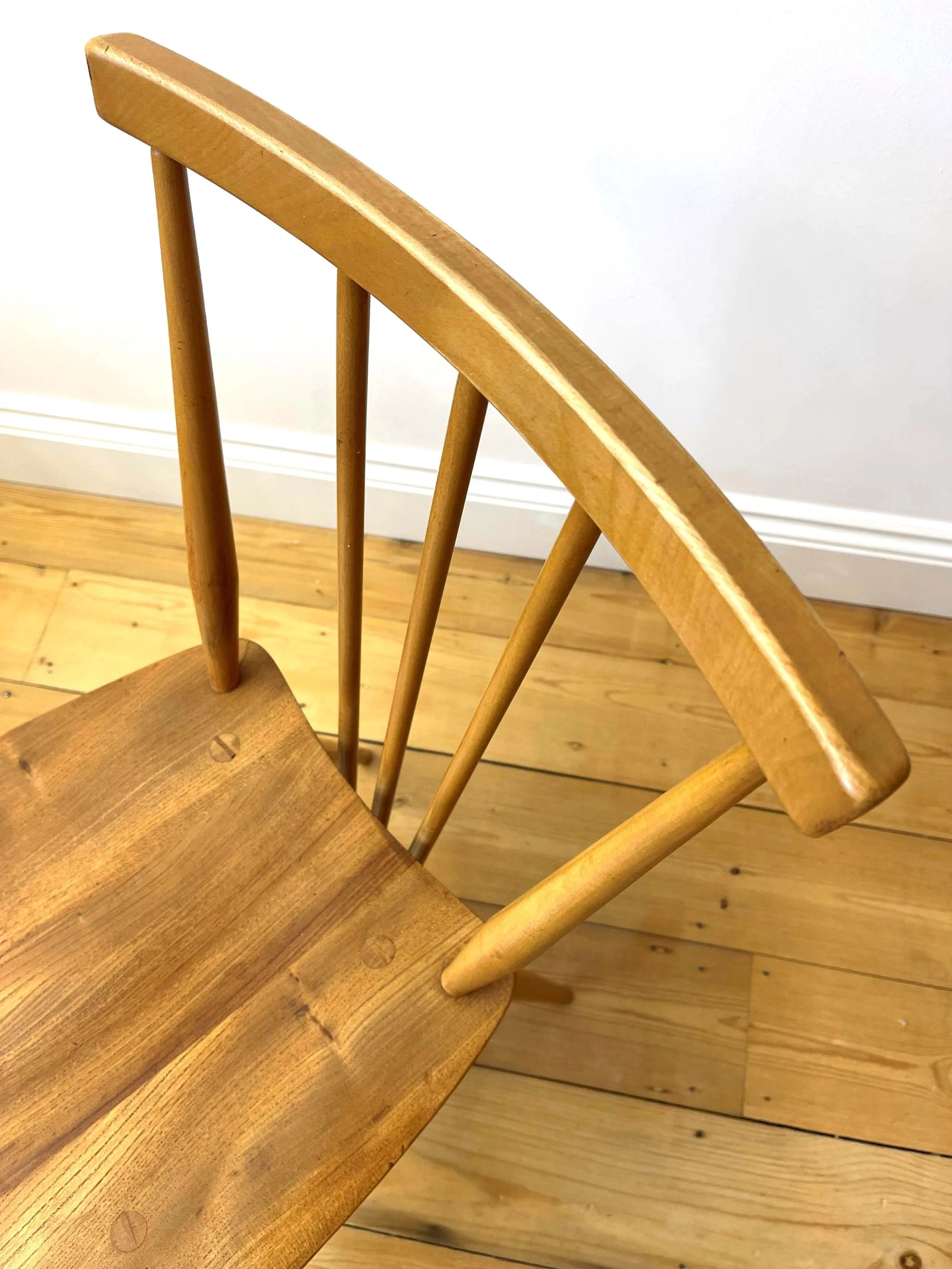 Ercol 391 back 1.jpg