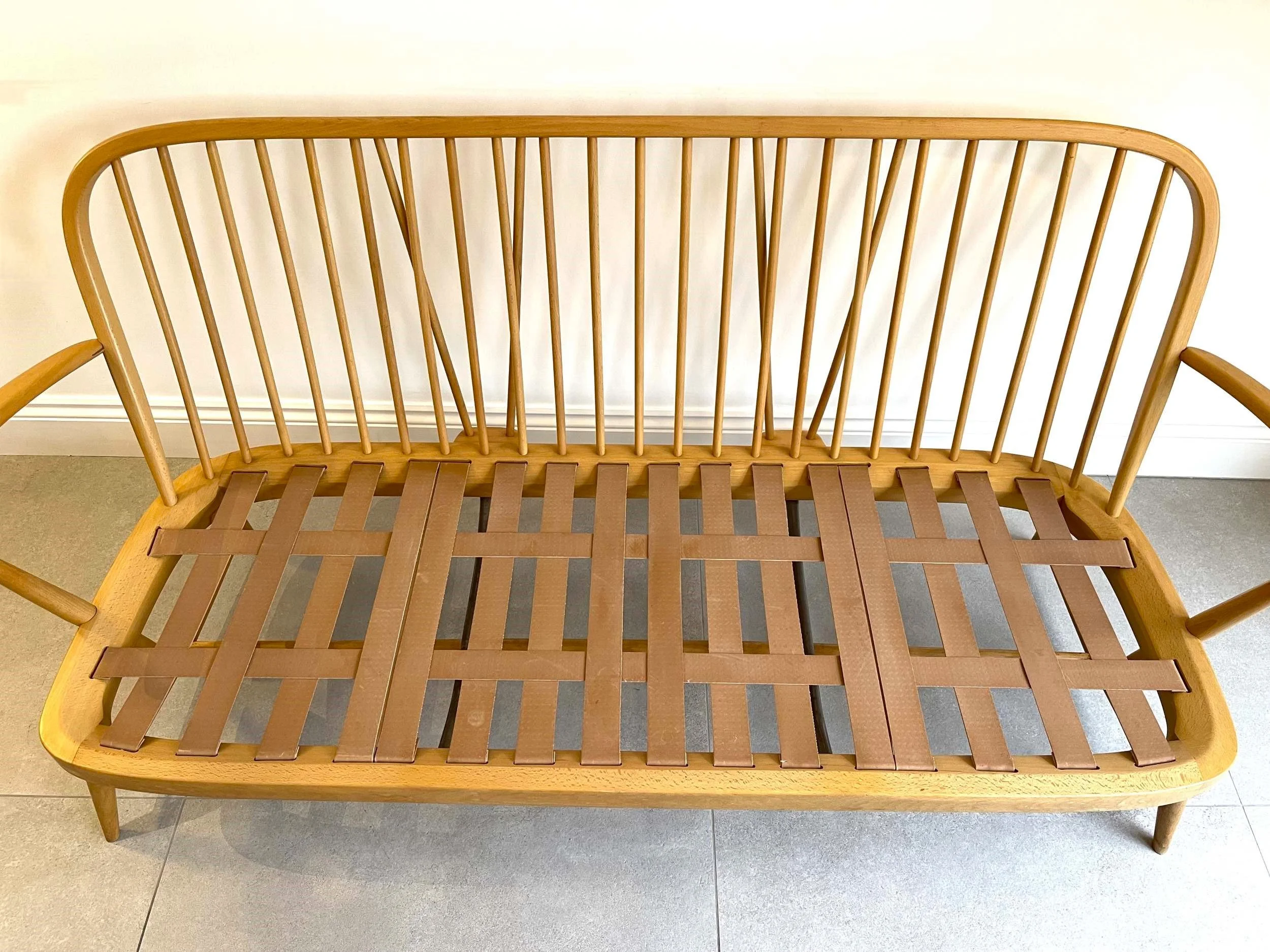 ercol 334-3 frame c.jpg