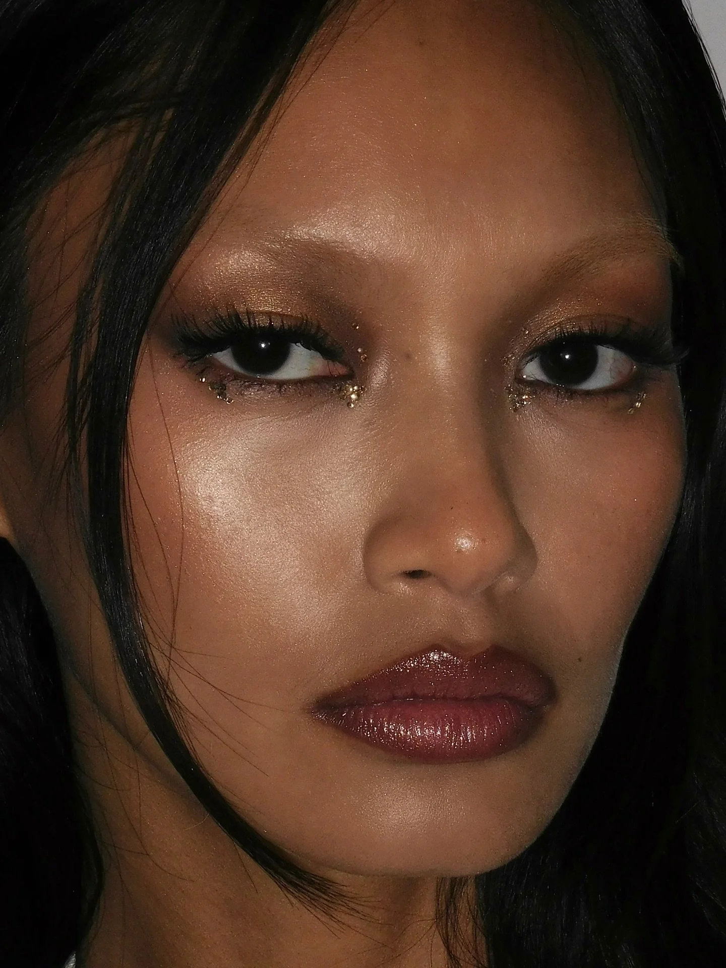 Diamant&eacute; glam makeup by me with @cathrinatorres_  and if you haven&rsquo;t noticed I&rsquo;m a little obsessed ✨

Using 
@tatcha Silk Peony range for skin prep 

@shiseido Revitalessence Foundation (my current FAVE) 
@kosas Revealer Cream Conc