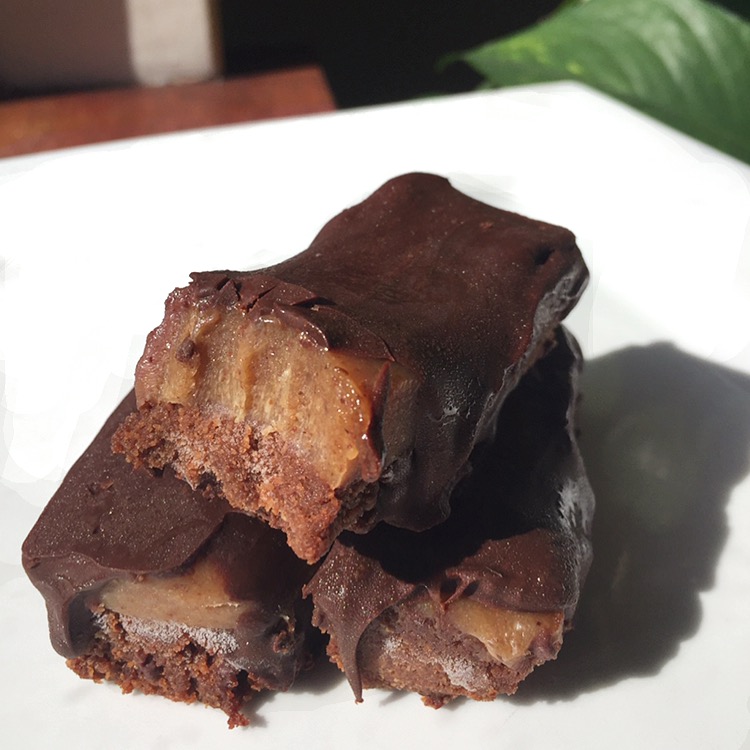 Raw Mars Bar Slice