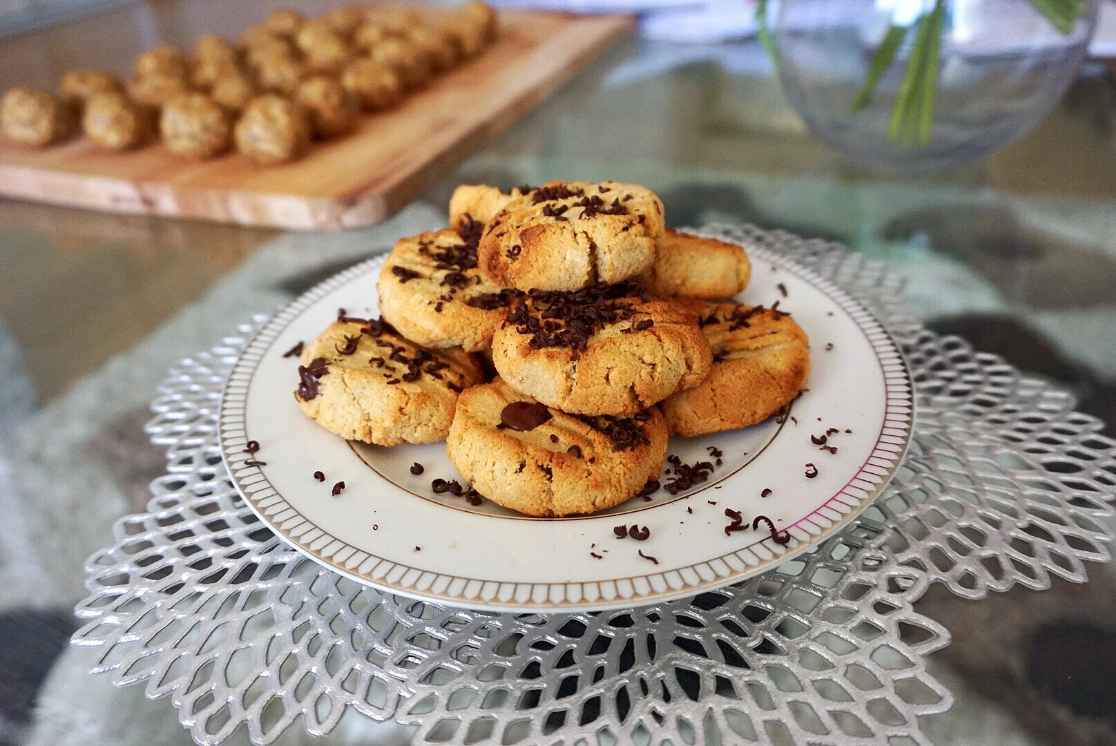 Easy Chocolate Chip Cookies 