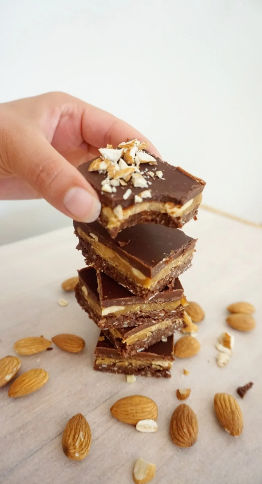 Chocolate &amp; Gooey Nut Butter Bars