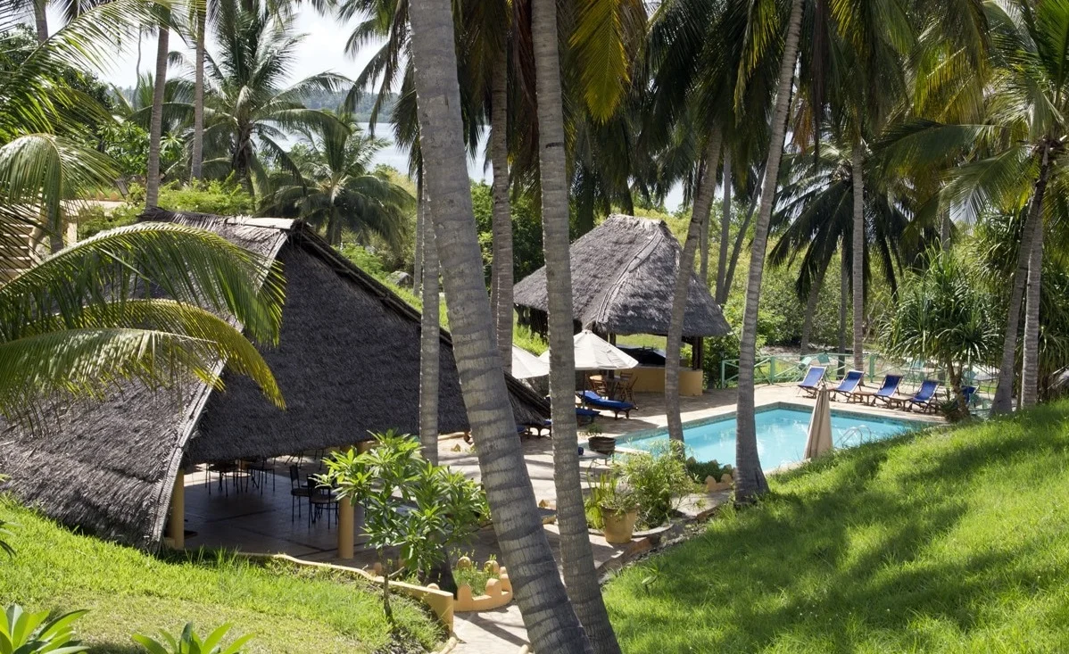 pool-bar-and-grill-2.jpg