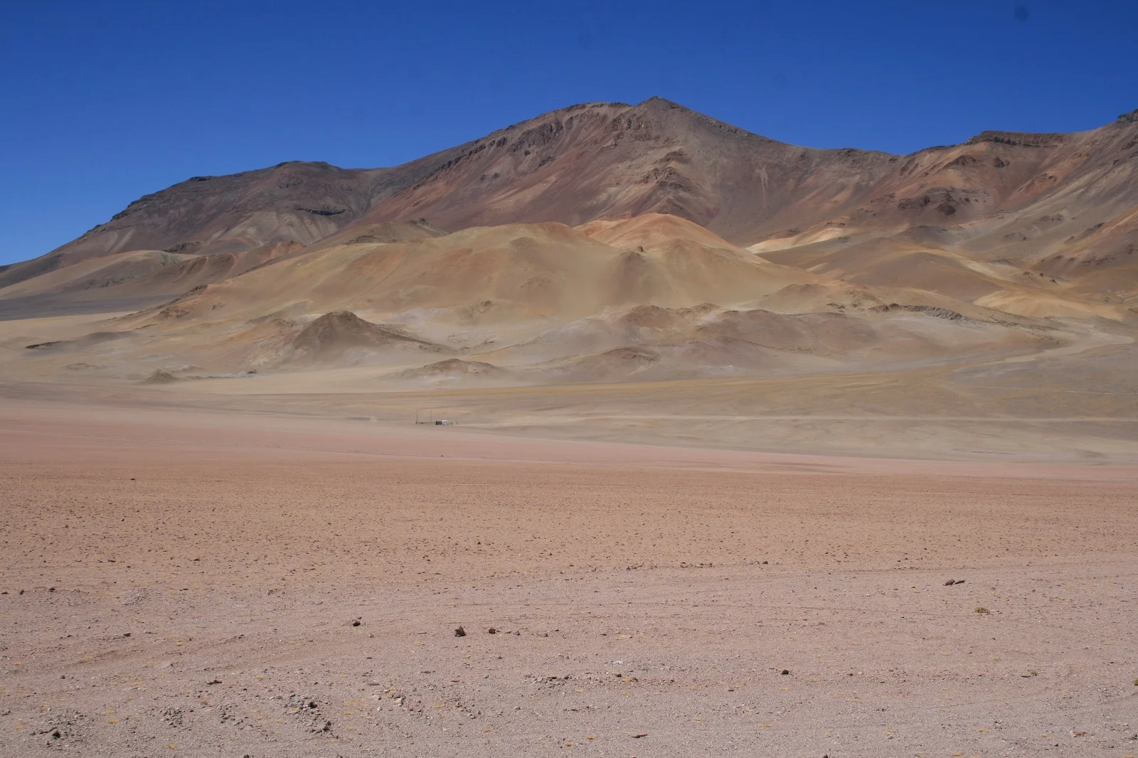 ARGENTINA  RUTA 52 OVER 4000.JPG