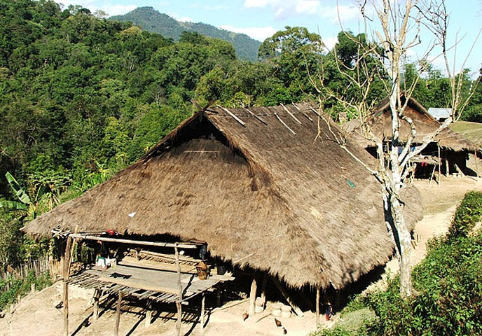 birmania-myanmar-loi-longhouse-villaggio-wannyut.jpg