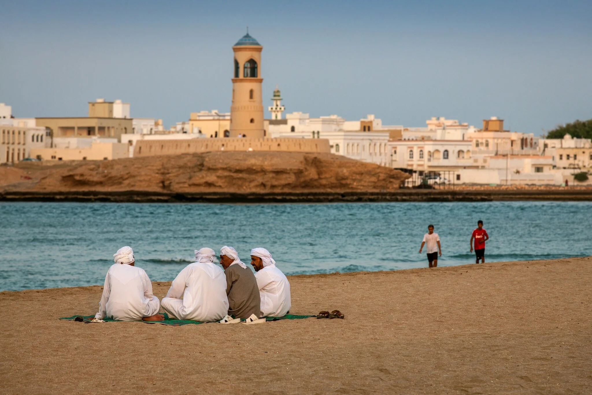 L'Oman autentico. Tour di gruppo e mare