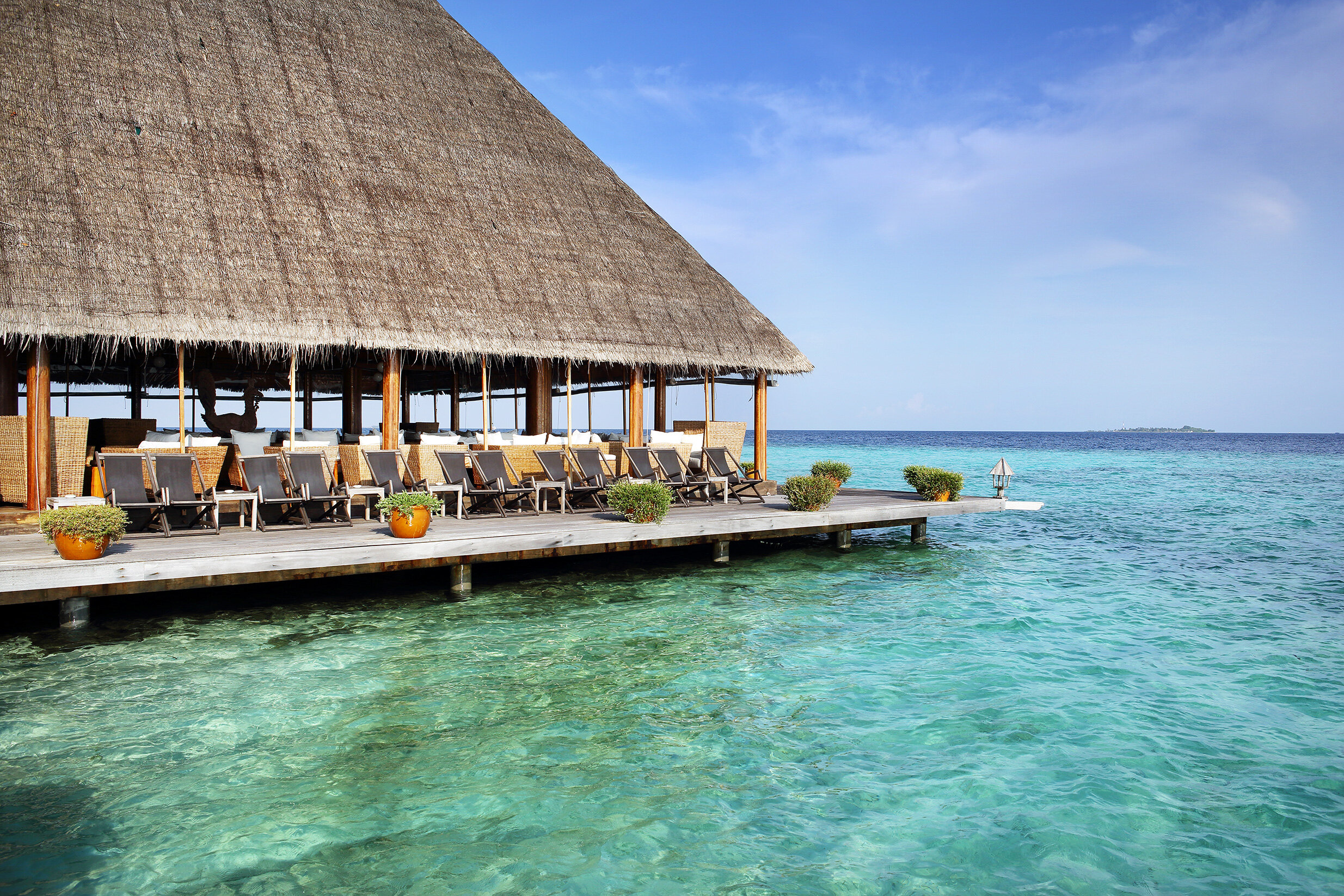maldive-hotel-gangehi-kandu-bar-wadidestination.jpg