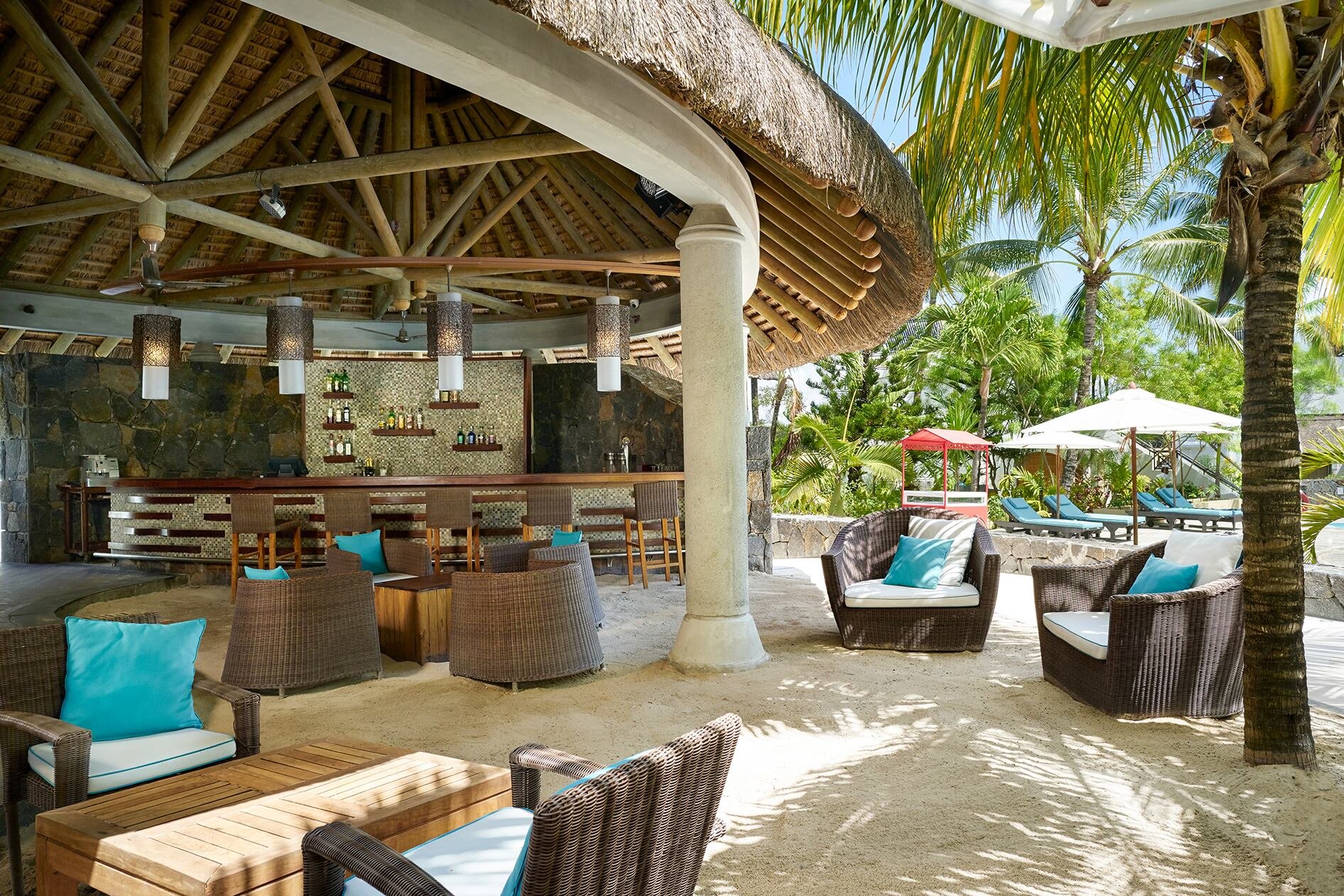 mauritius-hotel-sunrise-attitude-lounge-area-belle-mare-wadidestination.jpg