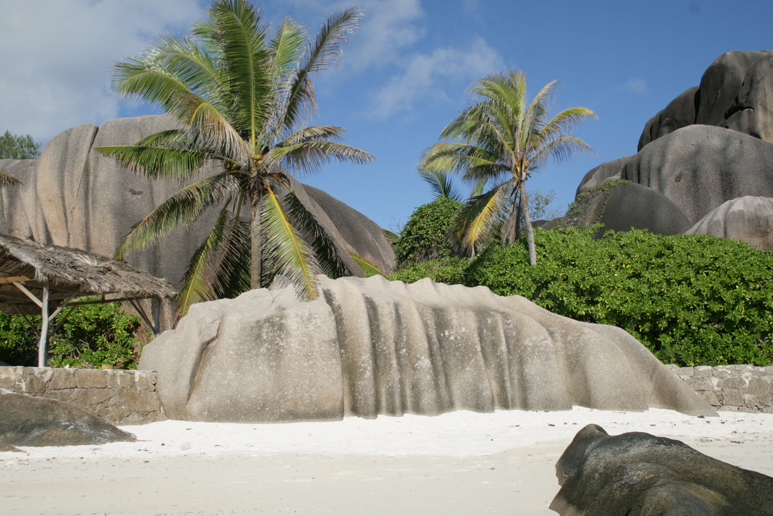 seychelles-la-digue-anse-source-dargent-wadi-destination.JPG