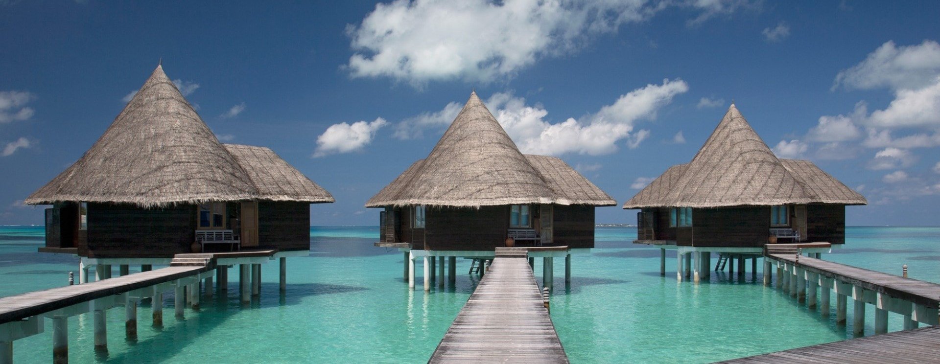 resort-maldive-coco-palm-dhuni-kolhu-lagoon-villa-paths.jpg
