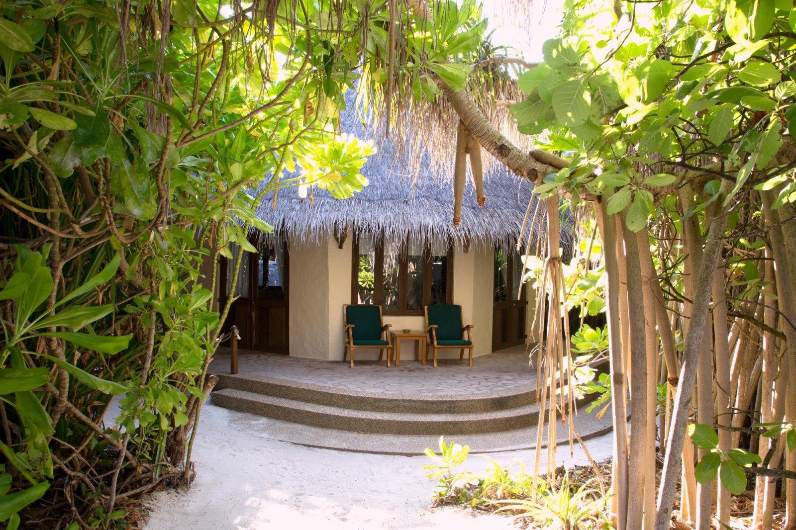Hotel-Maldive-Coco-Palm-Dhuni-Kolhu-Deluxe-Villa.jpg