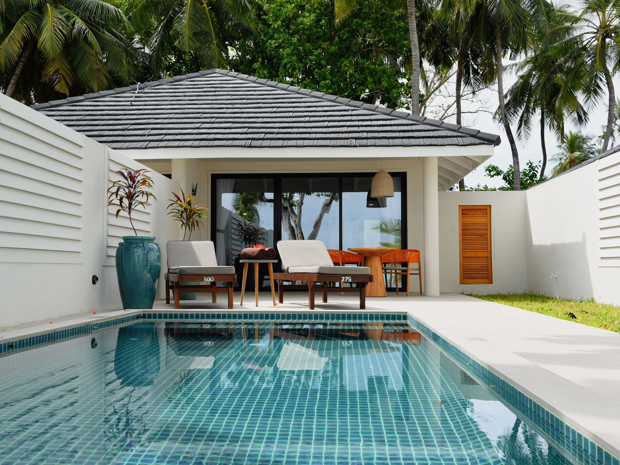 maldive-sun-island-resort-beach-pool-villa-wadi-destination.jpg