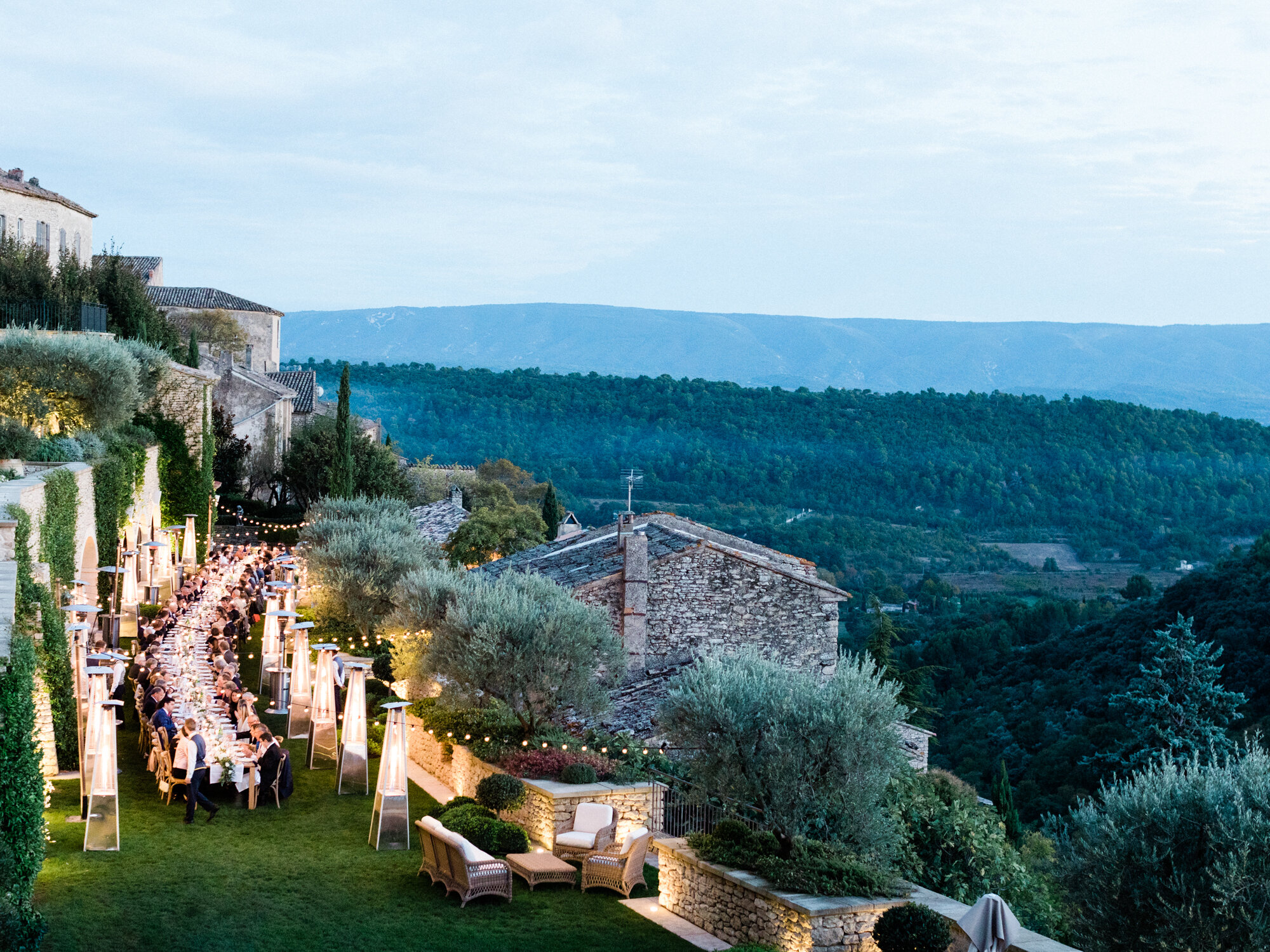 bastide_de_gordes_wedding_(c)_rory_wylie-99.jpg