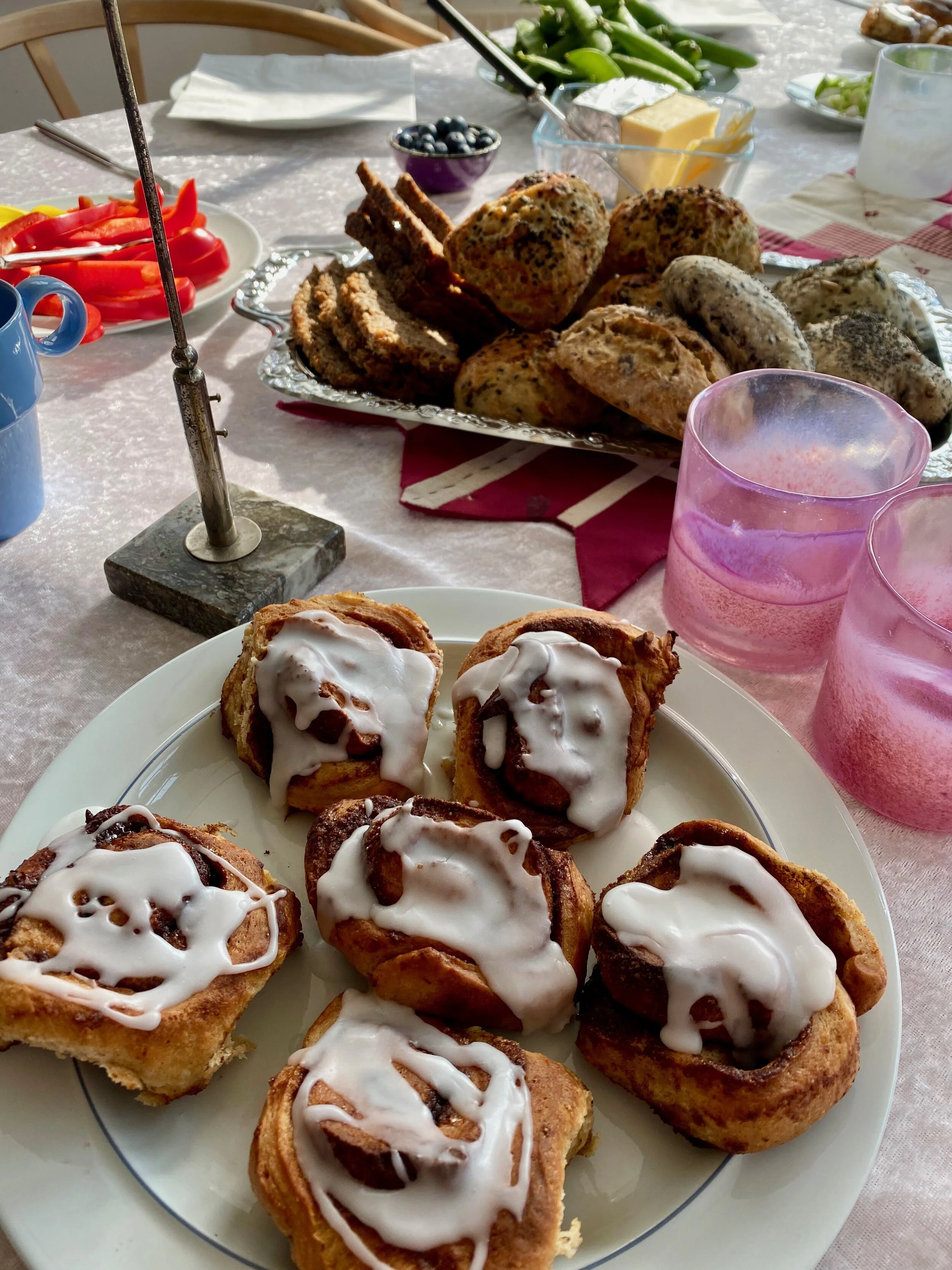 Lækre hjemmebagte snegle til morgenbordet