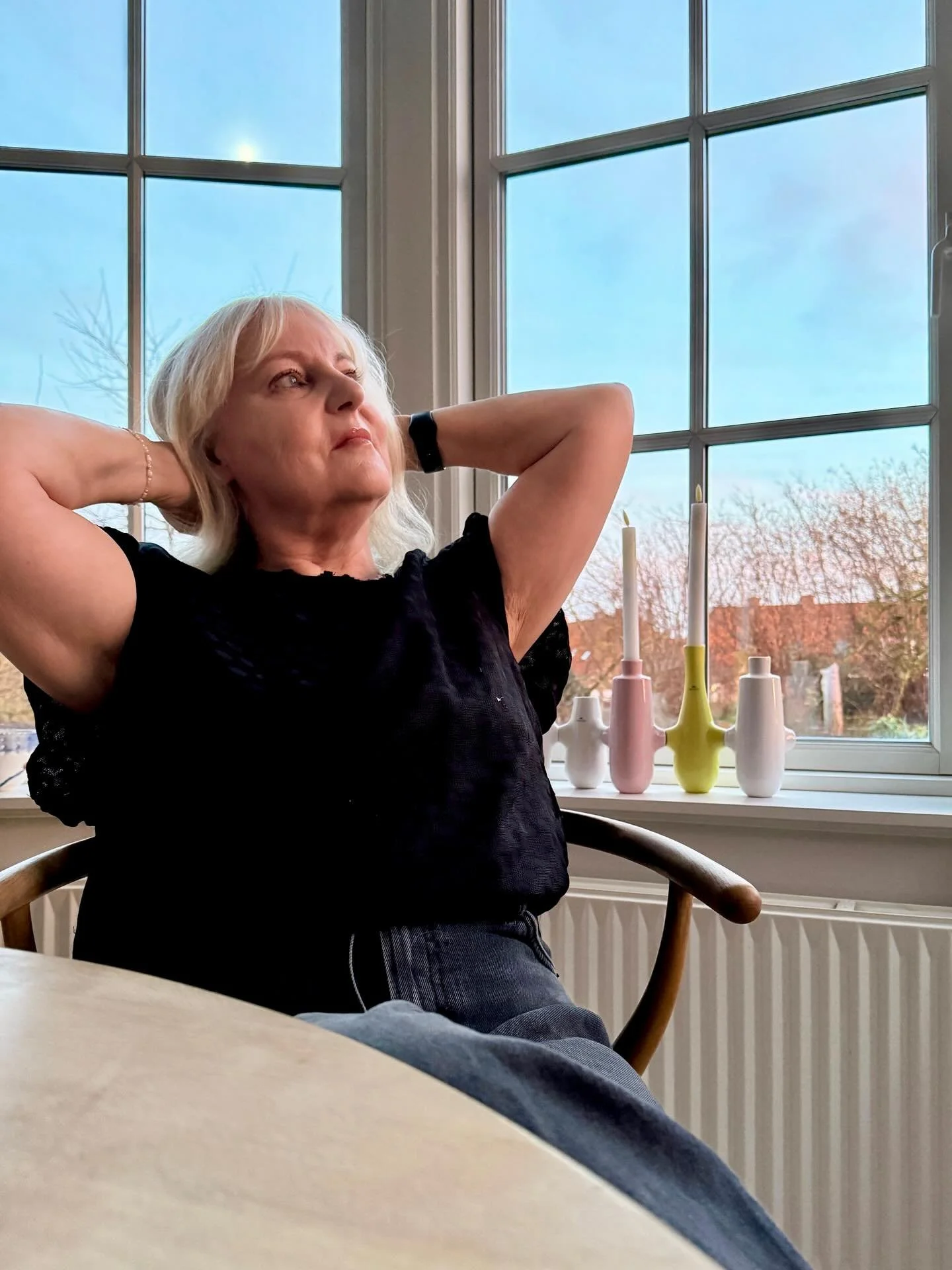 Ugens lille forbedring

Nyt &aring;r, nye vaner

Jeg har sat mig et m&aring;l om at drikke mere vand, og her er min strategi:

M&aring;l: 1,5 l om dagen &ndash; skrevet ned og synligt.

Vandflaske: Jeg tager min vandflaske med mig, s&aring; jeg altid