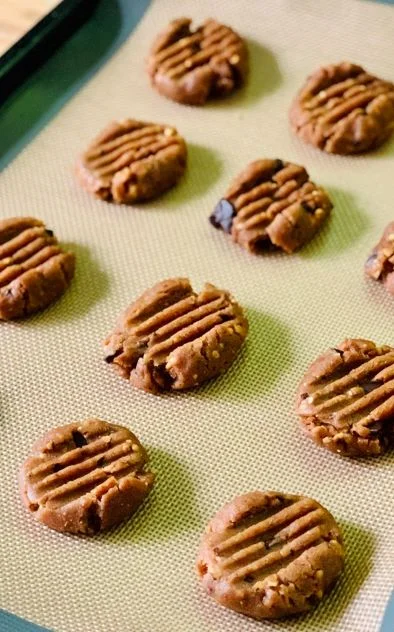 almond butter cookie dough 1.jpg