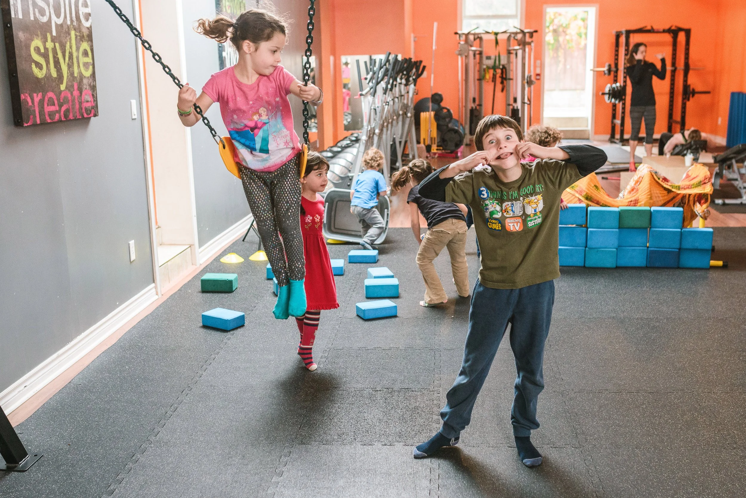 2015-10-24BombFitnessPromotionalShoot-210.jpg