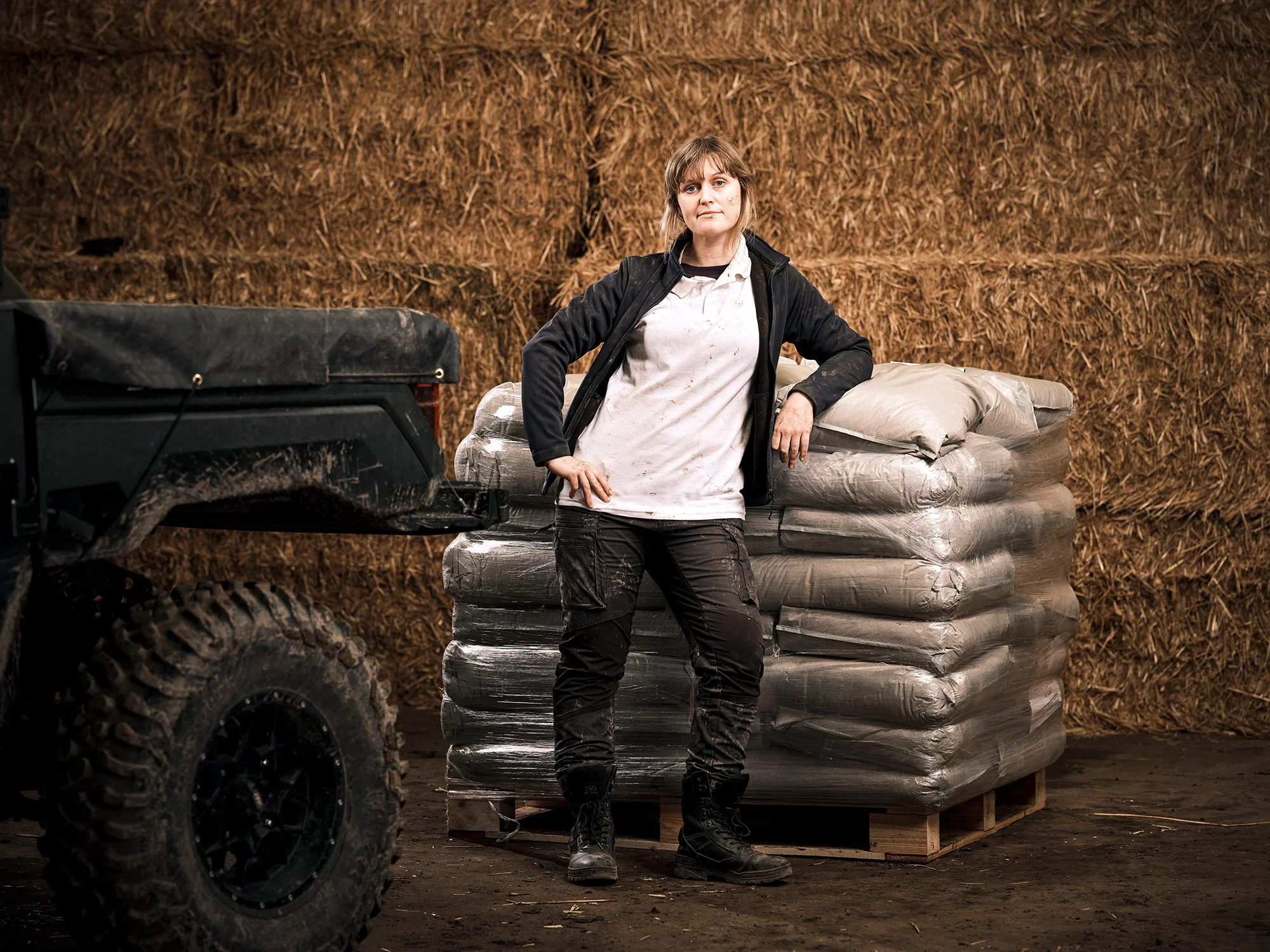 22-barn-Charlotte-portrait-advertising-photogrpahy-waterman-phillip-agricuture-AGCO.jpg