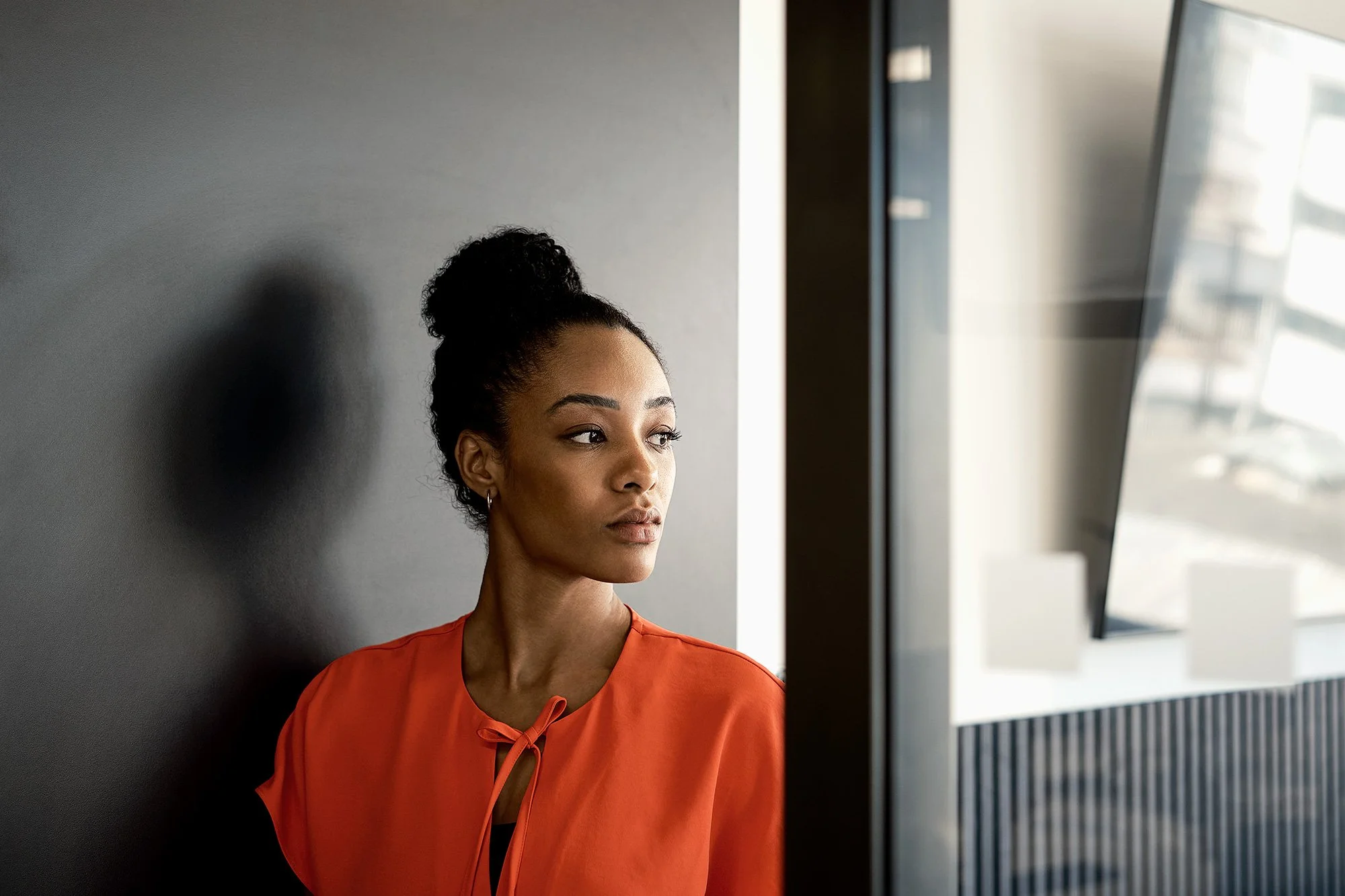 31-office-photography-portrait-advertising-photography-waterman-specialty-thaiza.jpg