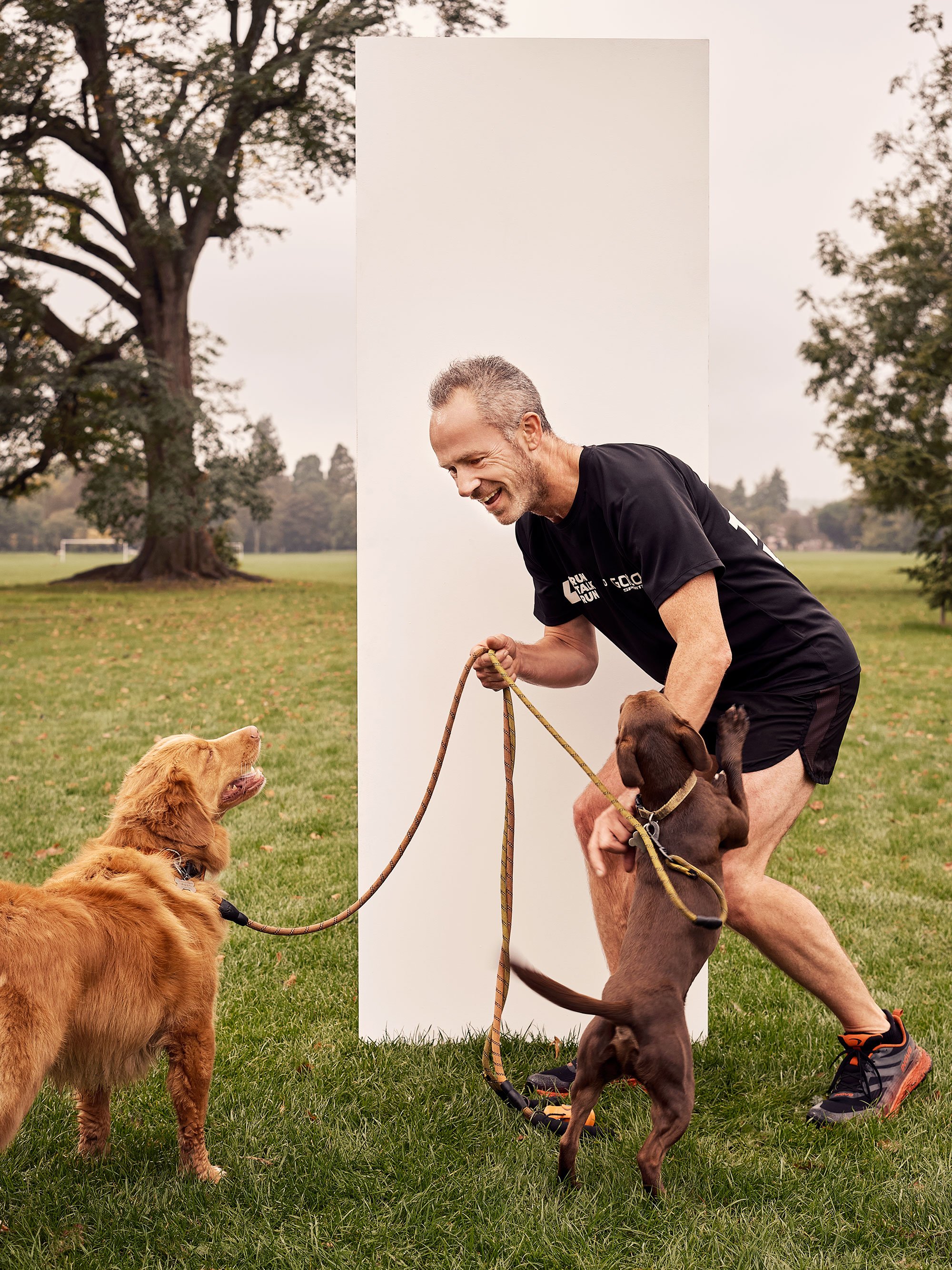 02-portrait-dogs-ParkRun-phillip-running-advertising.jpg