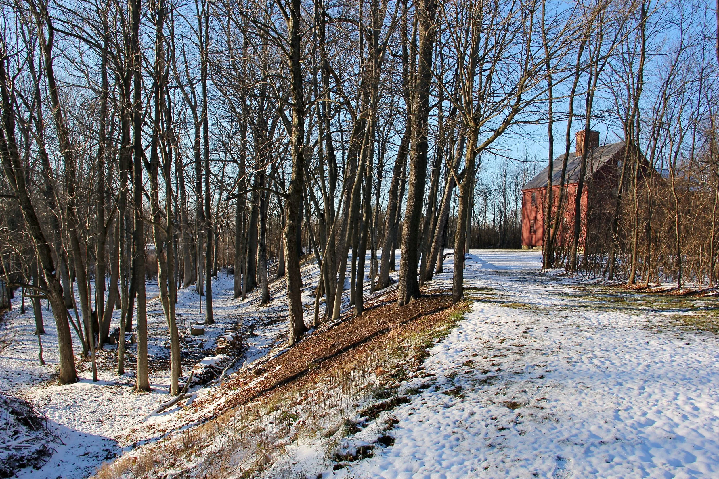HouseWinter.jpg