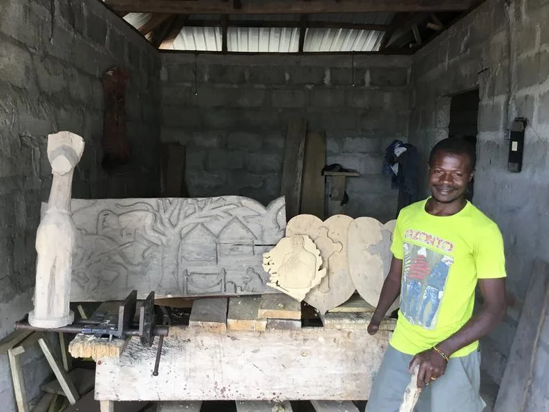 Wood Elephant Carving3.jpg