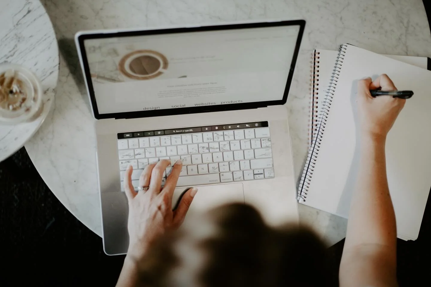 My view this week 🤗💻
It&rsquo;s been a leap of faith to jump back into taking new website and graphic design clients. Change is hard, but God is good, and I&rsquo;m so thankful 🫶🏼