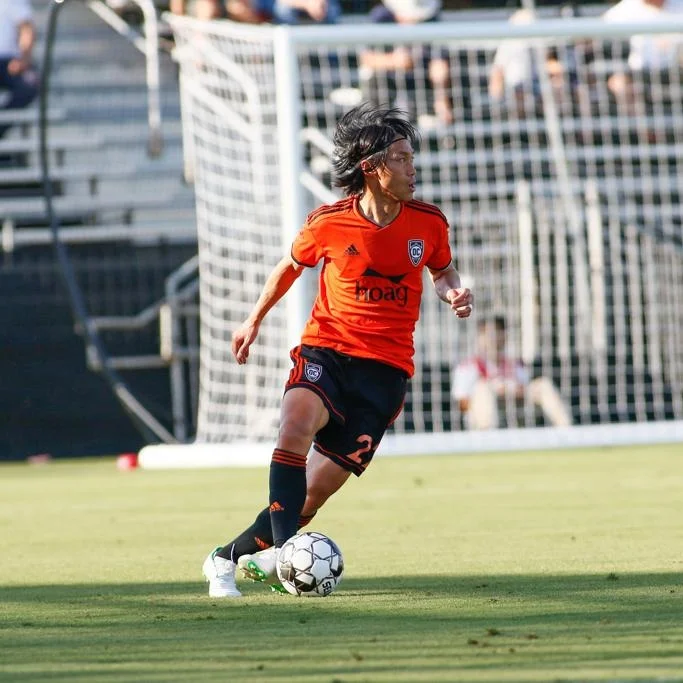 Koji Hashimoto on the ball deep in his own half against the Timbers 2. His performance, although not a full ninety, was one of OC’s best. Photo credit: Liza Rosales/Orange County SC.