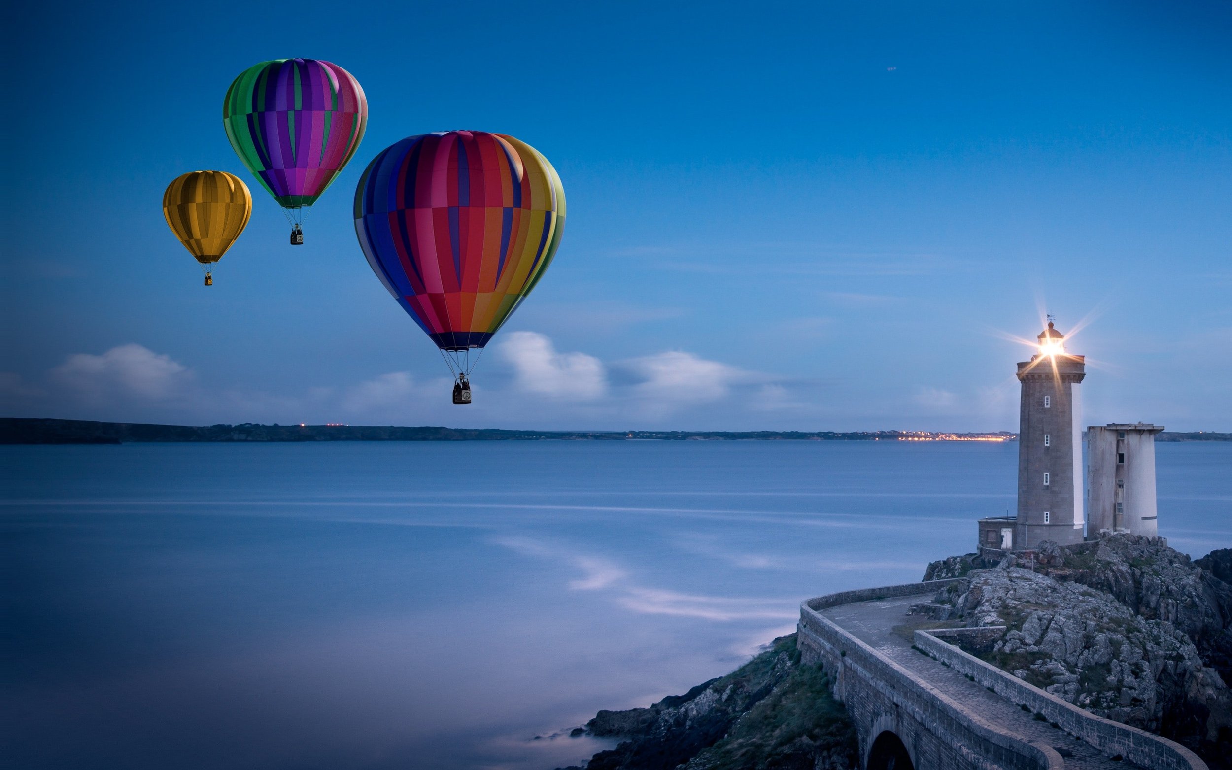 balloon-beach-clouds-428625.jpg