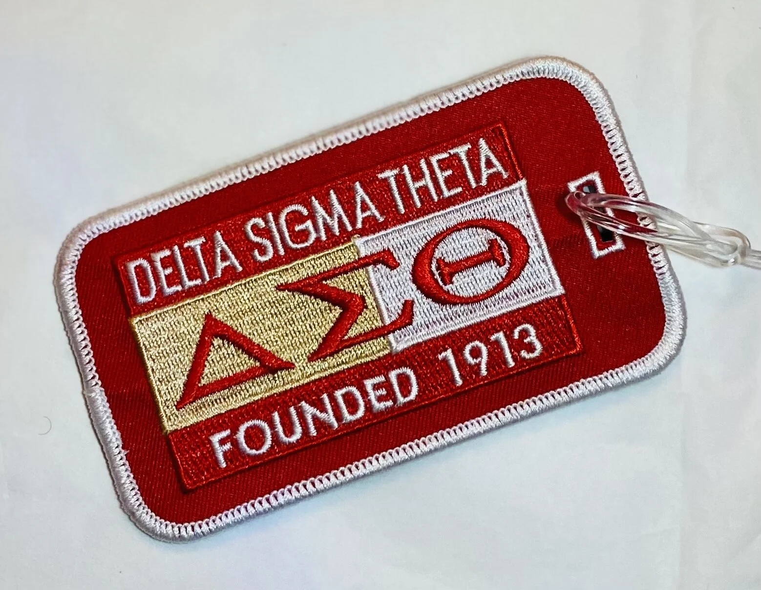 222C5C5B-EB54-4A33-9503-9549E6CD4BFD