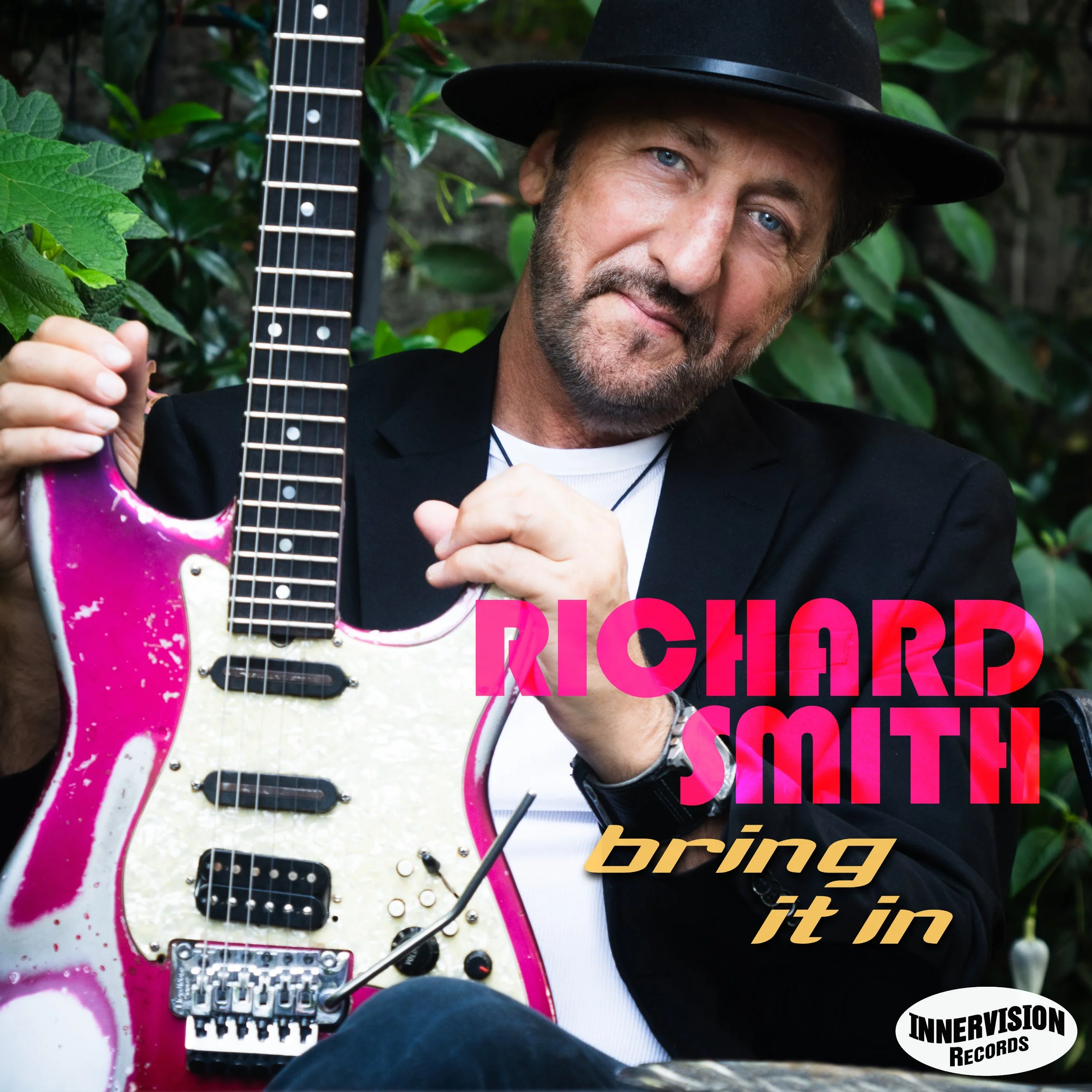 Innervision Records Welcomes Powerhouse Guitarist Richard Smith To The Innervision Family!