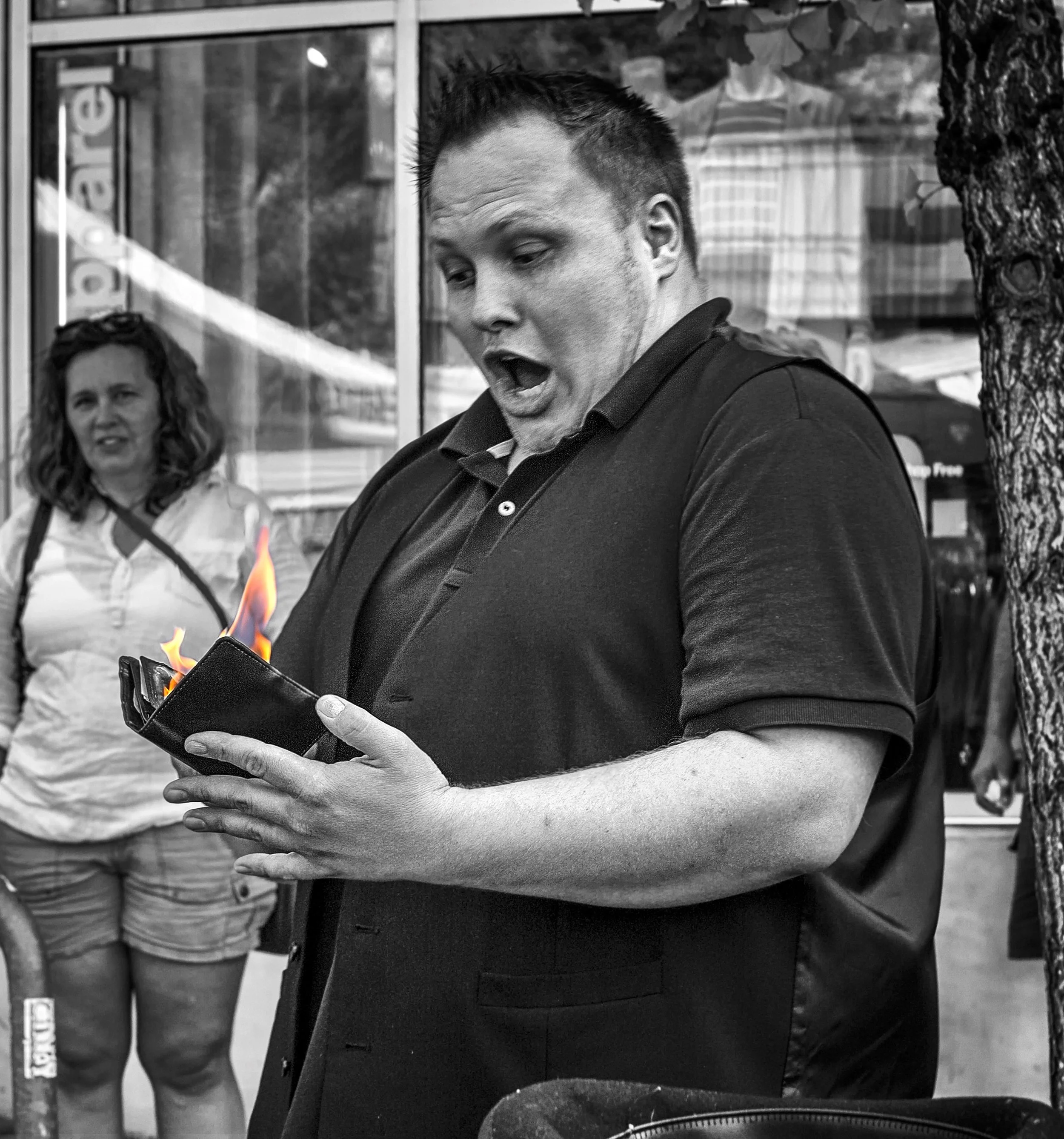Fire wallets are always fun. Just ask Brian Proctor (Phots by Darren Sethe 2018)