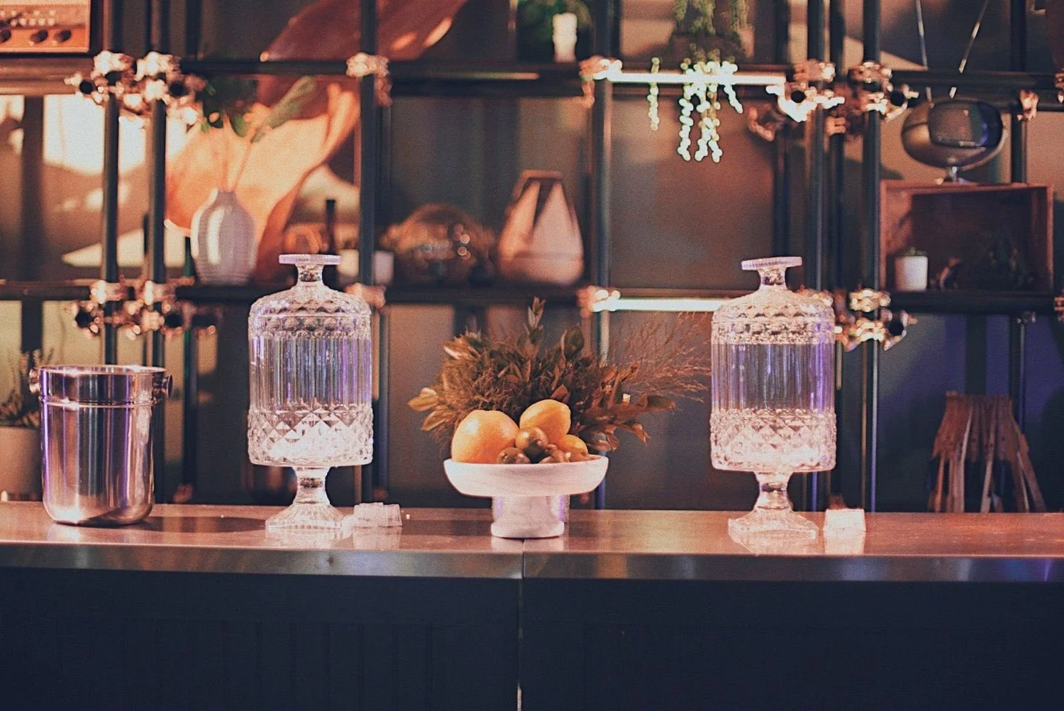 How to Set Up a Bar For a Cocktail Party, Holiday Celebration or Wedding
