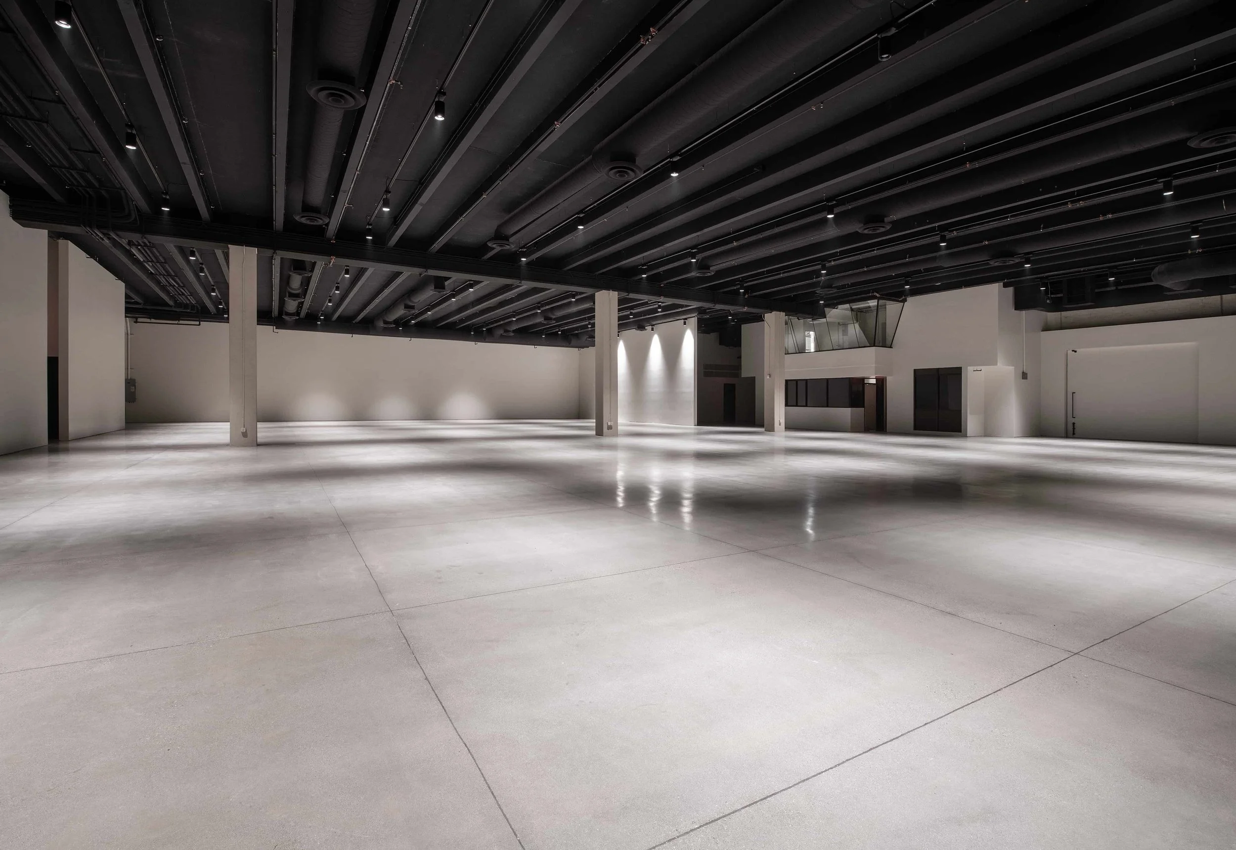 (nya WEST) - The Main Room B.jpg
