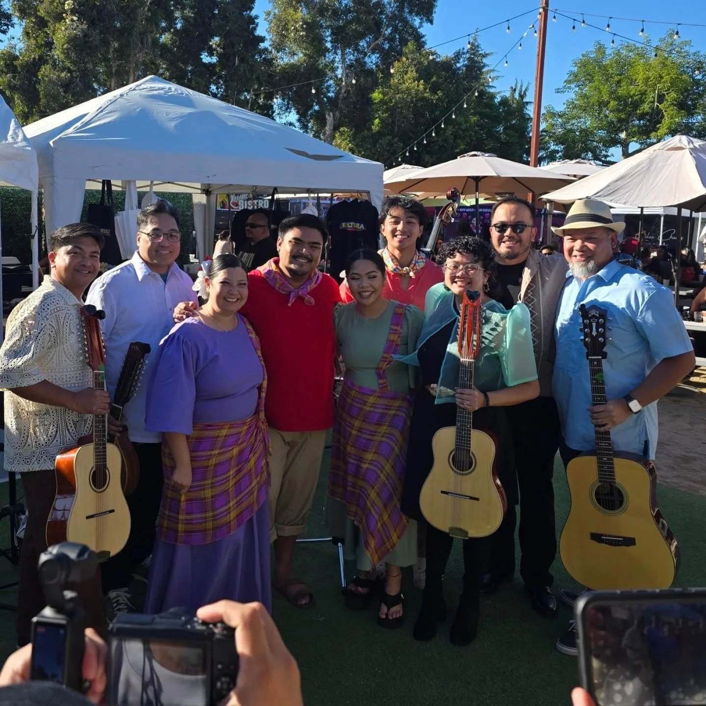 One more na! We had fun at @birdhausbeergarden Kultura Festival. Thanks to @kulturafestival and @djpierregalang for having us play rondalla, sing and dance for #FAHM
