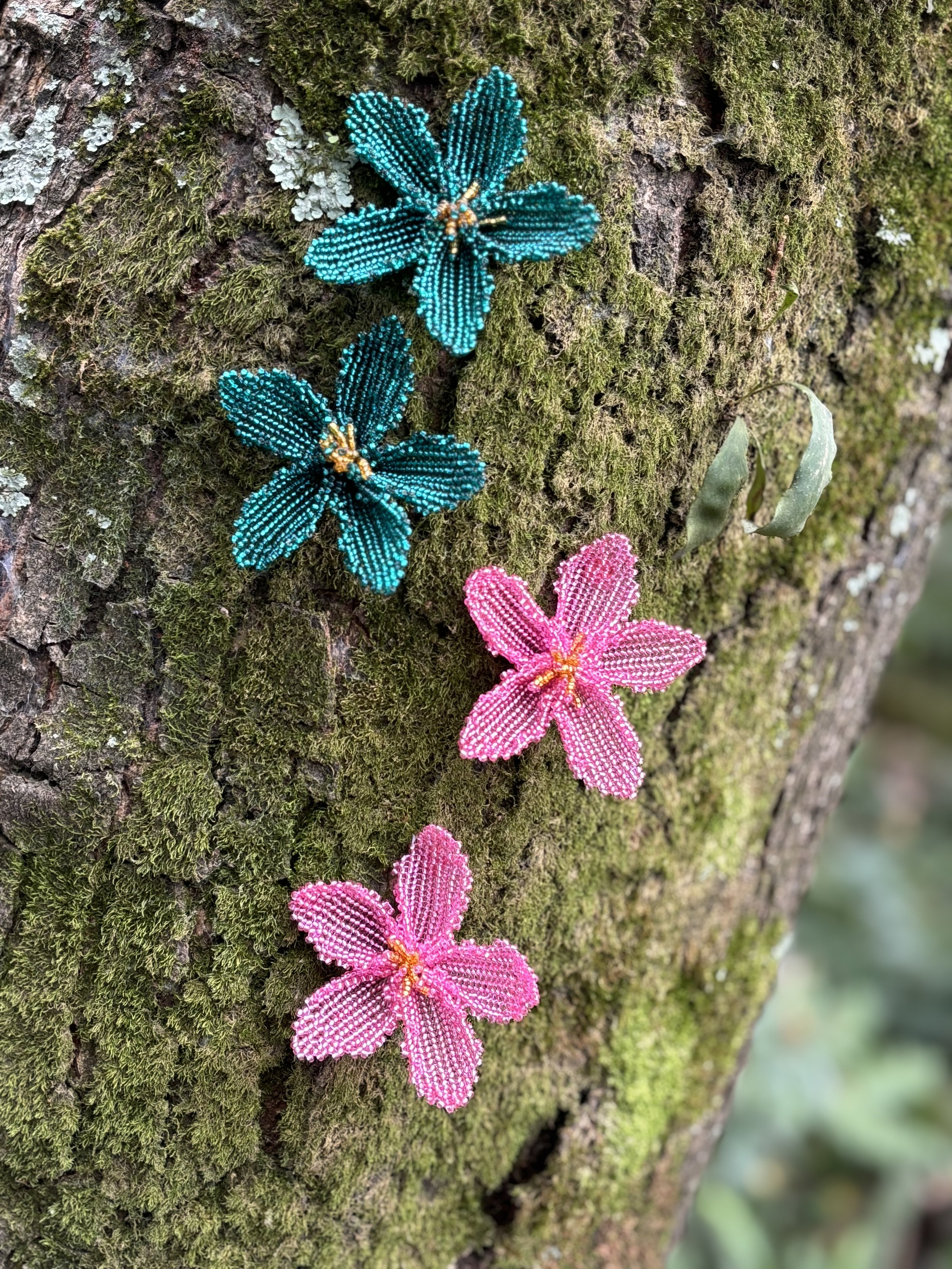 Inkasia - 5 Petals Stud