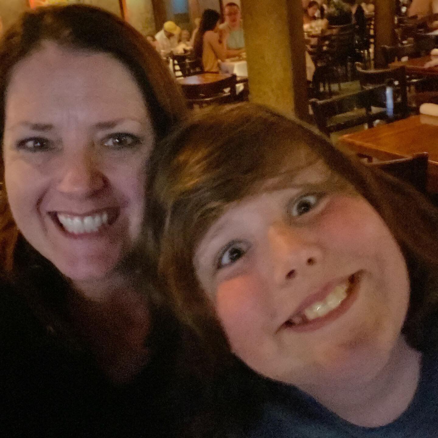 We and our team our so thankful for the moms in our lives!
@amynperry and her son Josiah
@officialtoddsmith and his mom @nancyleesmith and his wife @officialangiesmith .
Selah&rsquo;s manager @marcusrixon and his mom Heather.
Selah&rsquo;s producer @