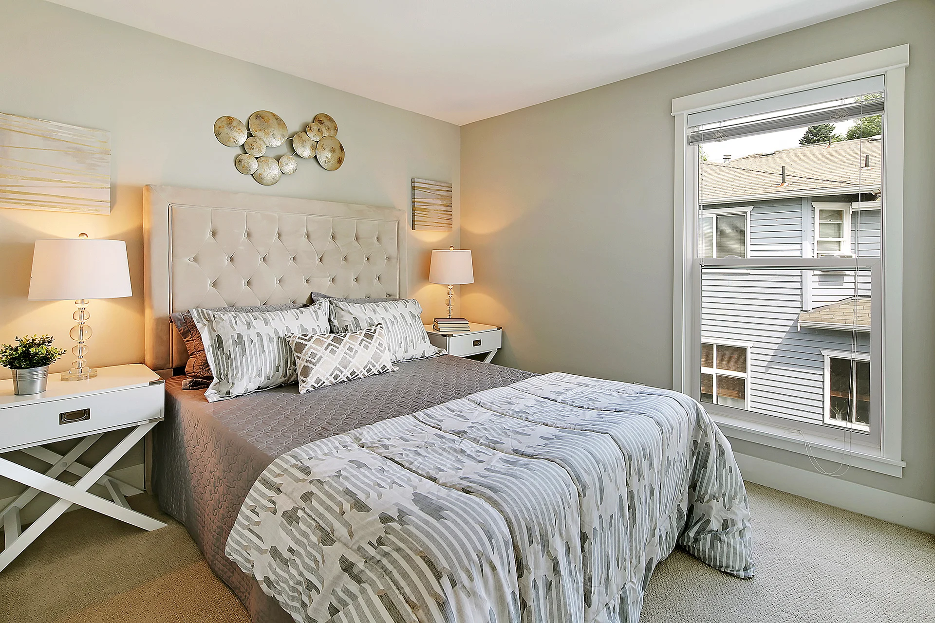 Bed1.jpg