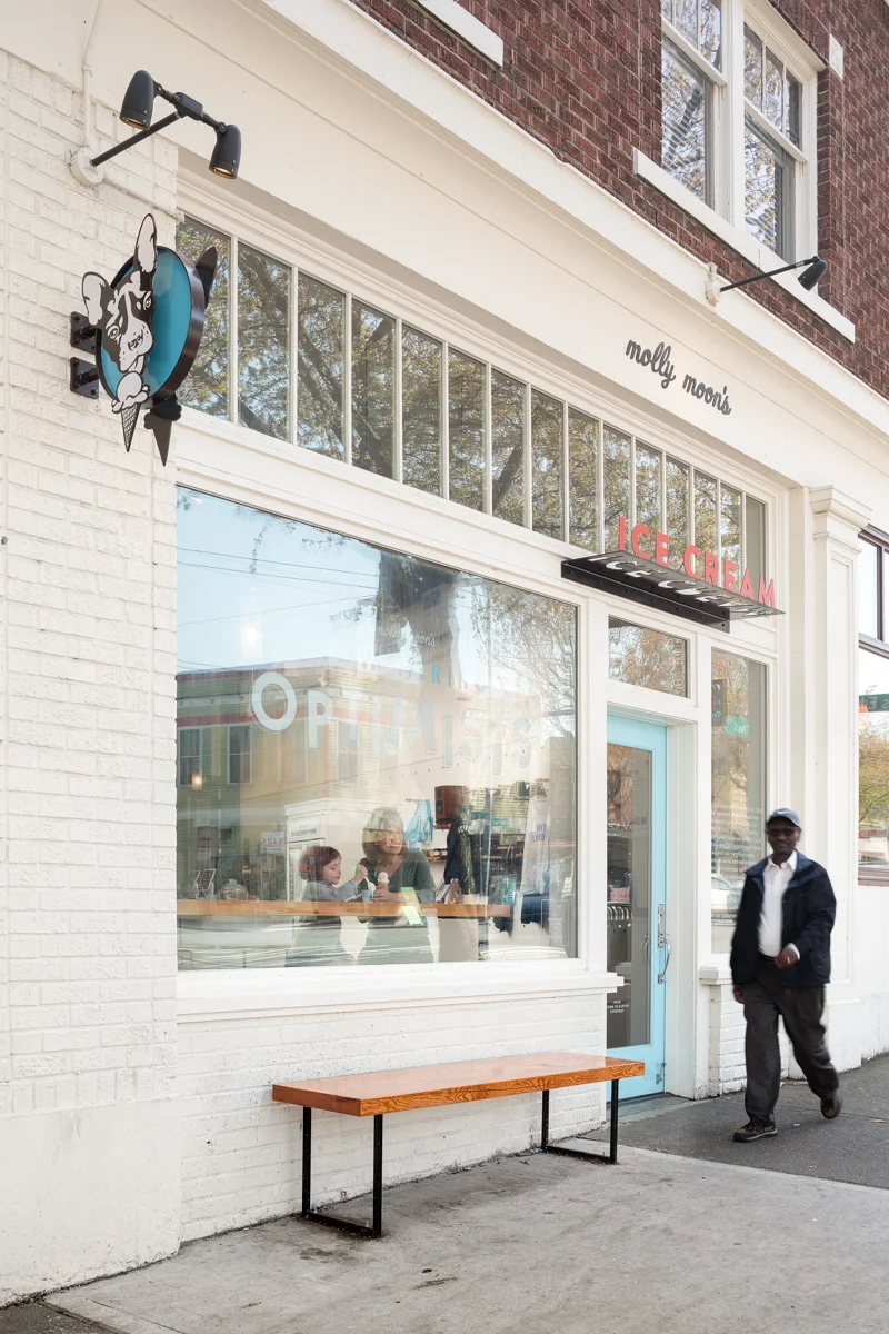 DuHamelArchitecture_MollyMoonsCC_Storefront.jpg