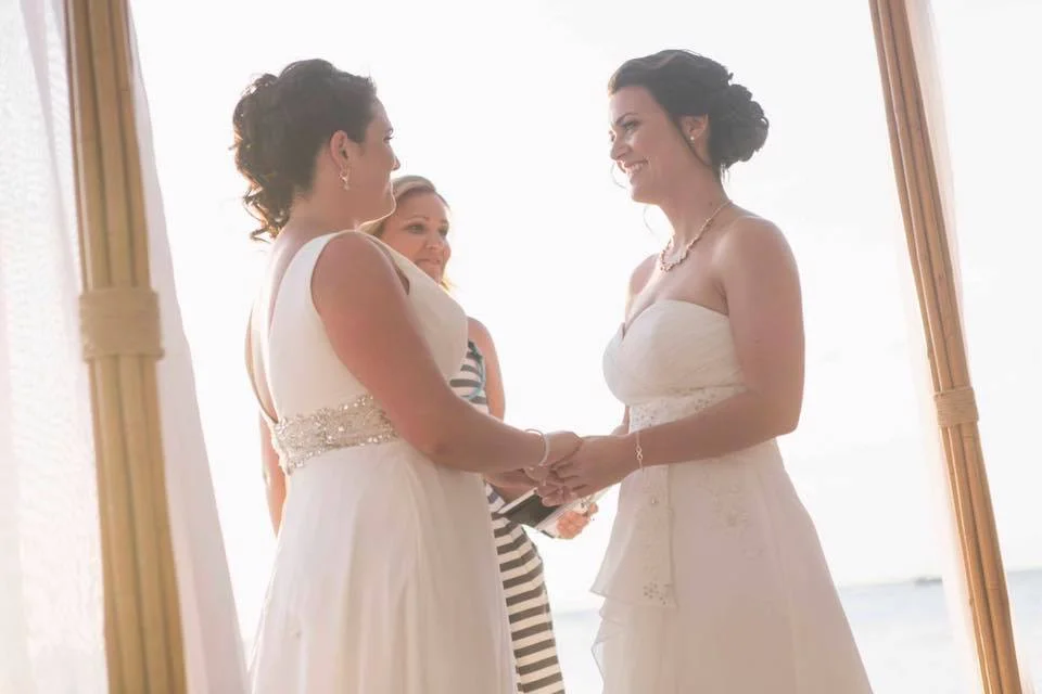 Nicole & Laura