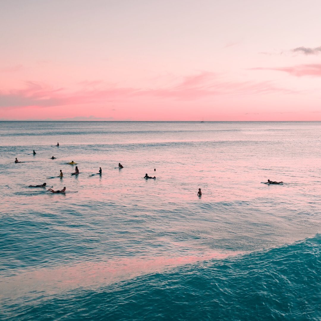 Aloha Friday sunset surf session #springbreak2022