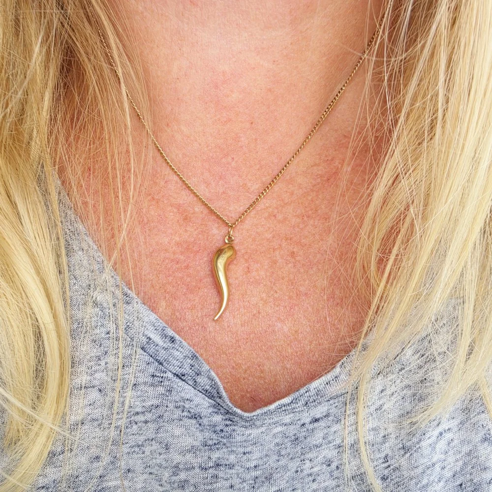 Vintage 9ct Gold Cornicello Pendant